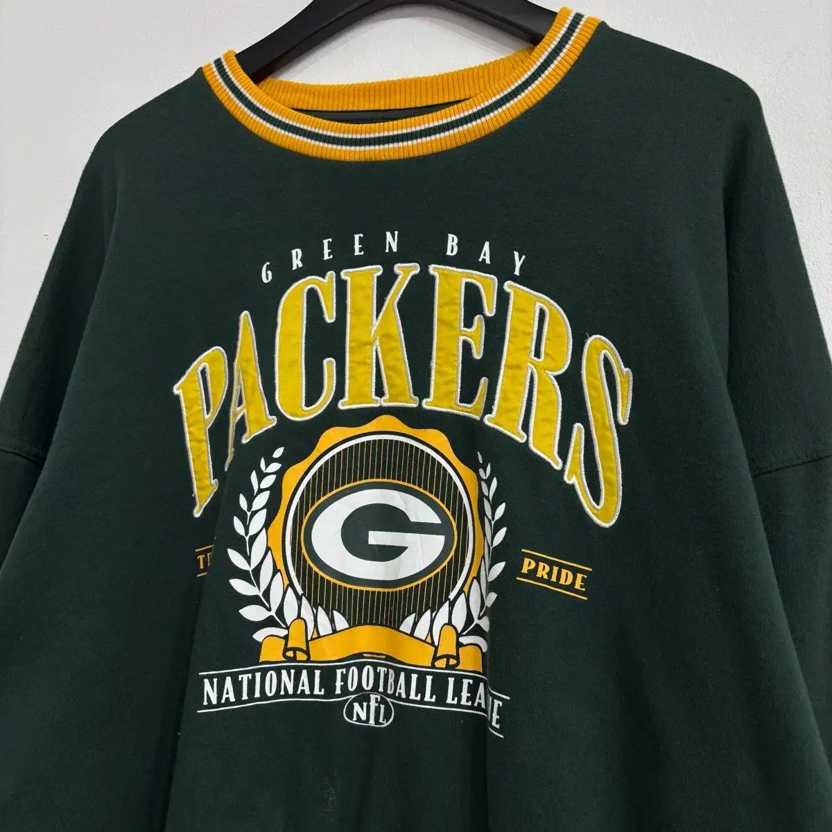 オーバーサイズ グリーンベイパッカーズ　スウェット NFL グリーンベイ・パッカーズ スウェット - メルカリ