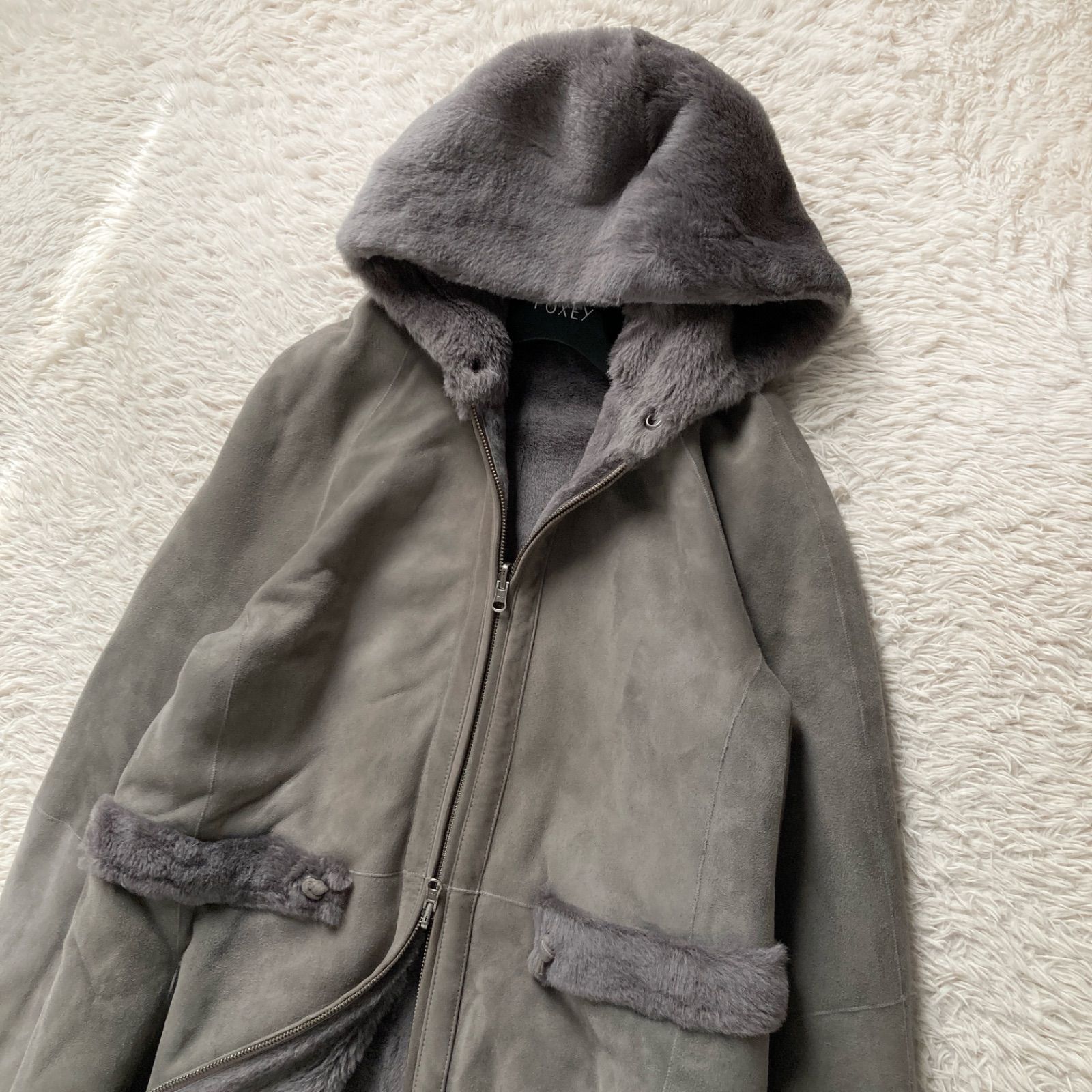 ダーマコレクション DAMA collection 本革 リアルムートンコート 贅沢