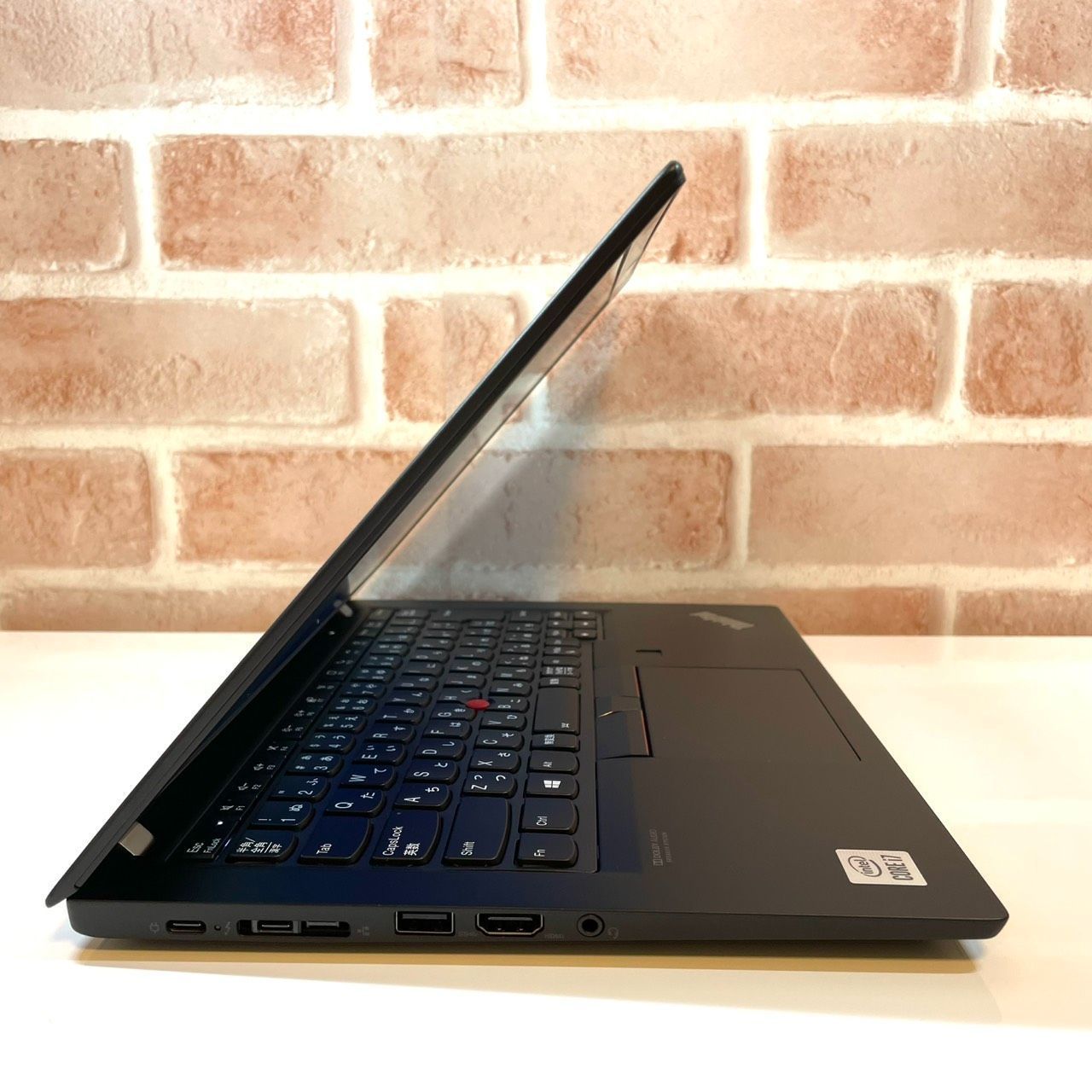 ★美品★ 第10世代i7 SSD512GB メモリ16GB Lenovo MM8 ☆年末メガセール☆ 美品 第10世代 Corei7 SSD512GB メモリ16GB