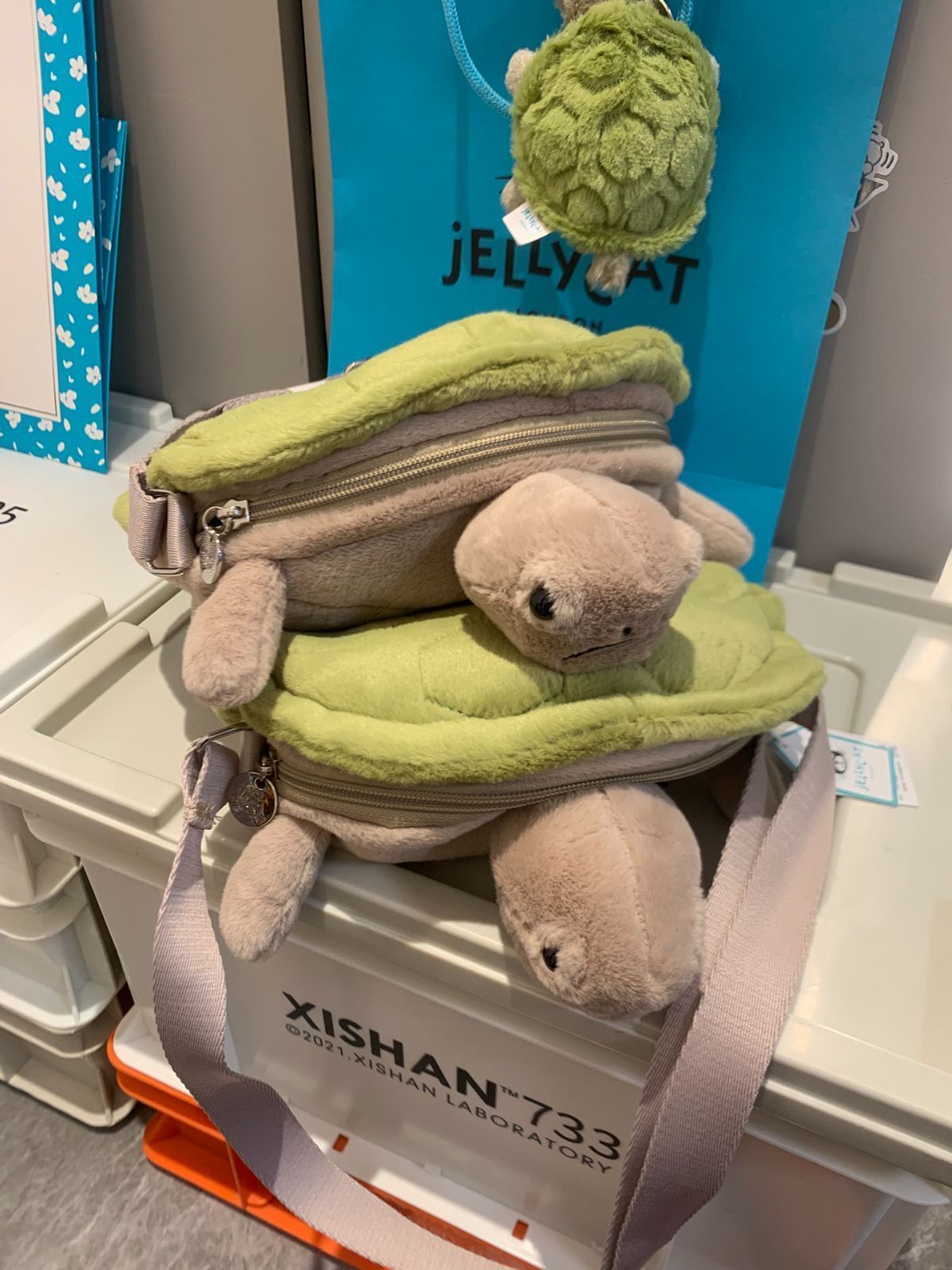 jellycat Timmy Turtle Bag大人気なバッグ大容量 かわいい 好き 子供