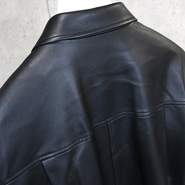 【美品】　LOEWE　黒　レザー　ジャケット　子羊　柔らかい LOEWE レザーライダースジャケット シープスキン 羊革 ブルゾン