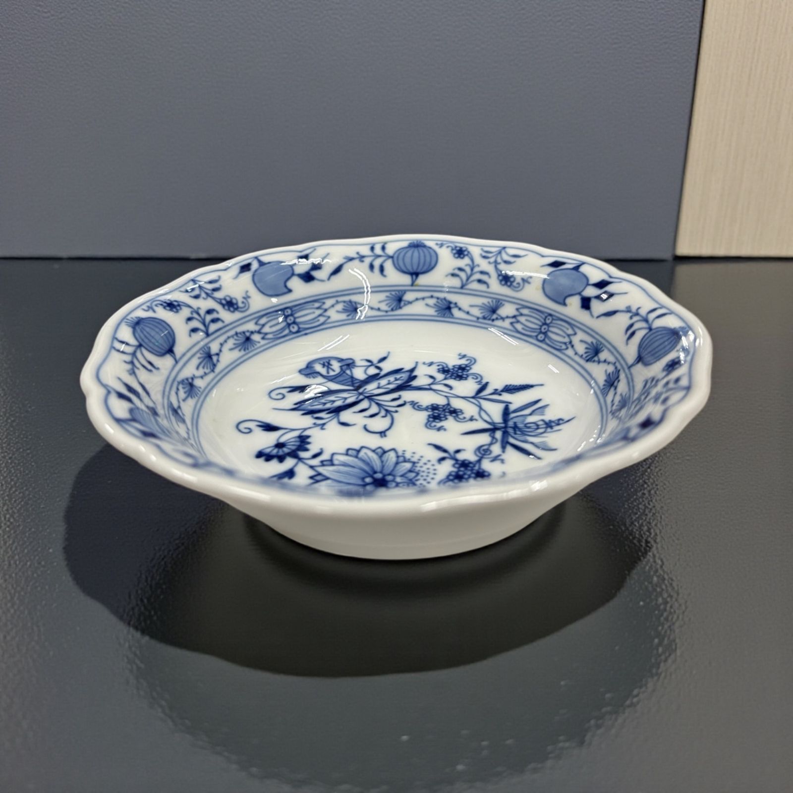 マイセンMeissenブルーオニオン深皿（小） - メルカリ