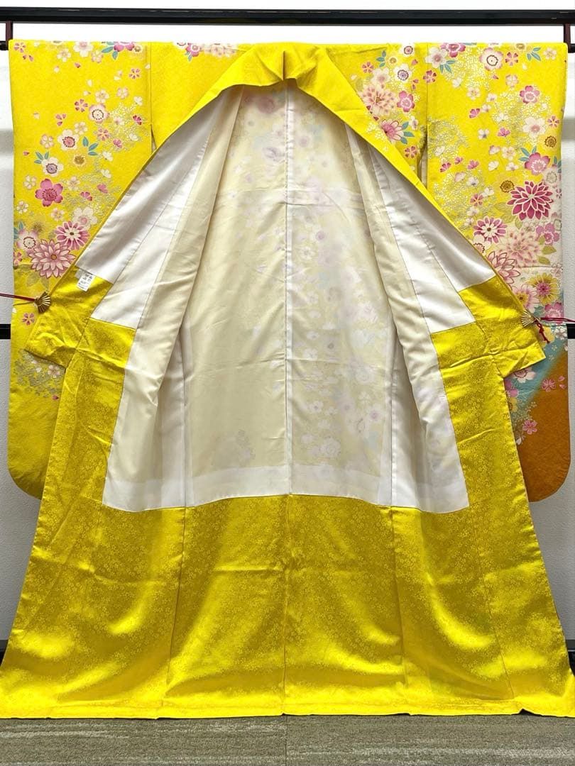 振袖 金彩 金通し 紋意匠 刺繍 身丈169cm MO3247 - メルカリ