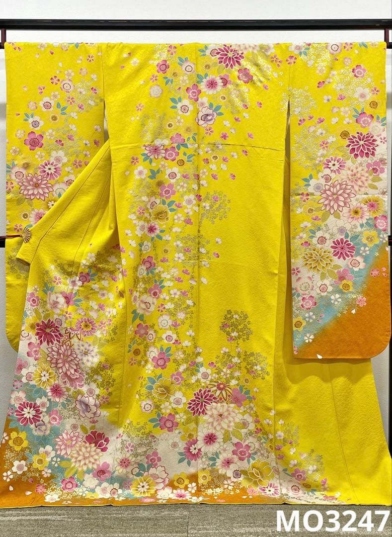 振袖 金彩 金通し 紋意匠 刺繍 身丈169cm MO3247 - メルカリ