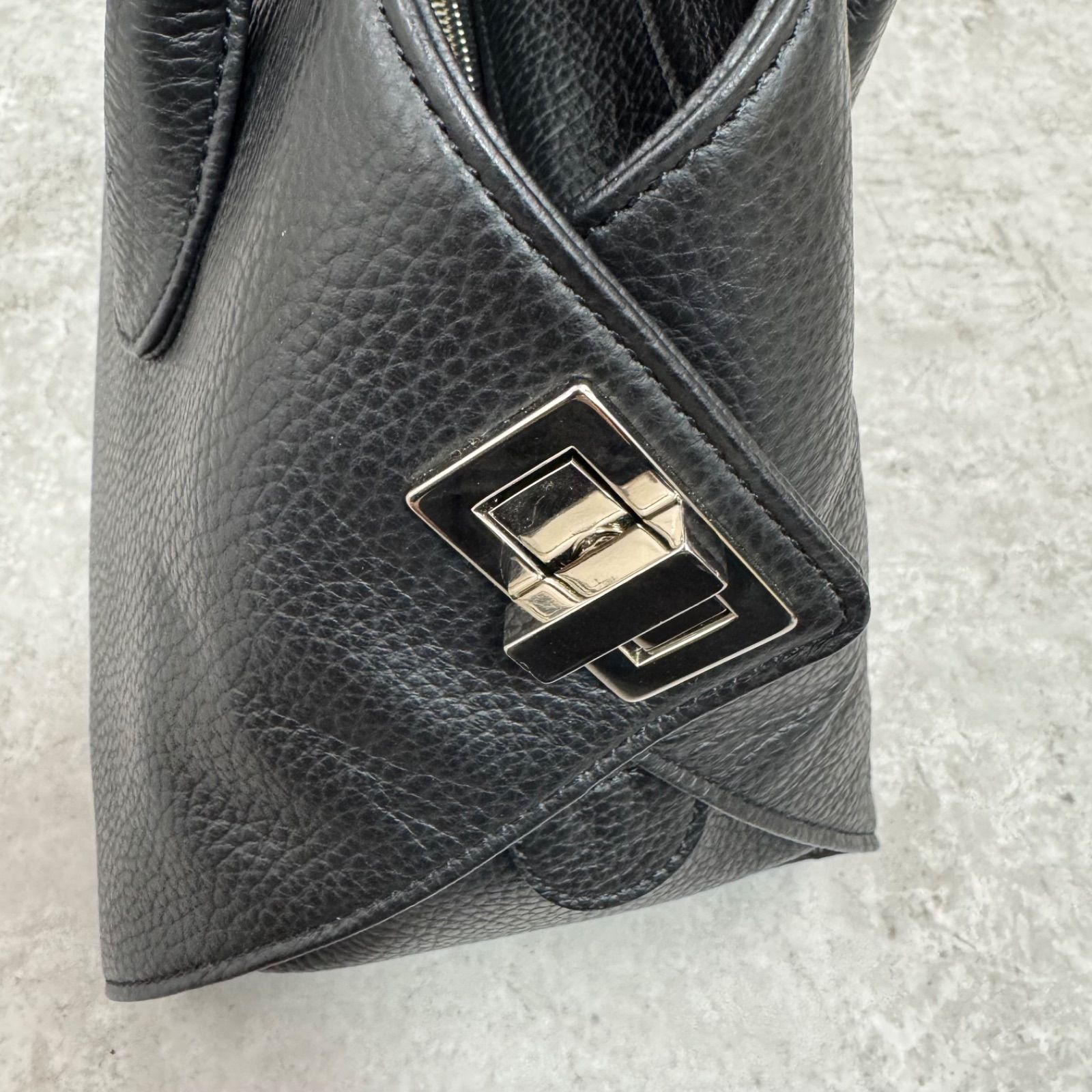 未使用✨傳濱野 レティア 2way ハンドバッグ レザー ターンロック ブラック 傳濱野】皇室御用達 日本女性のための“見返り美人”デイリーバッグ