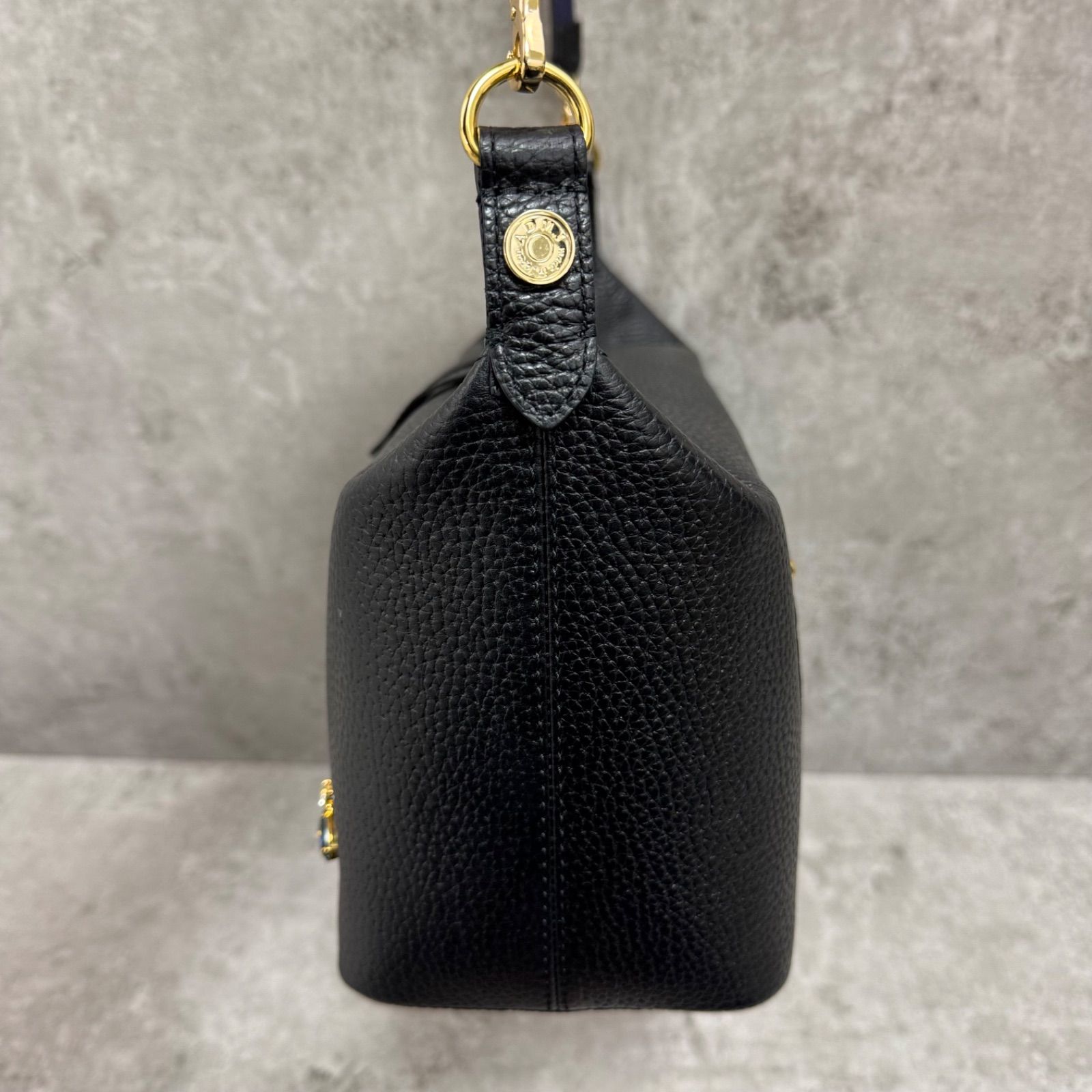 未使用】A.D.M.J. THE BEE スワロフスキー クリスタル レザー クロス