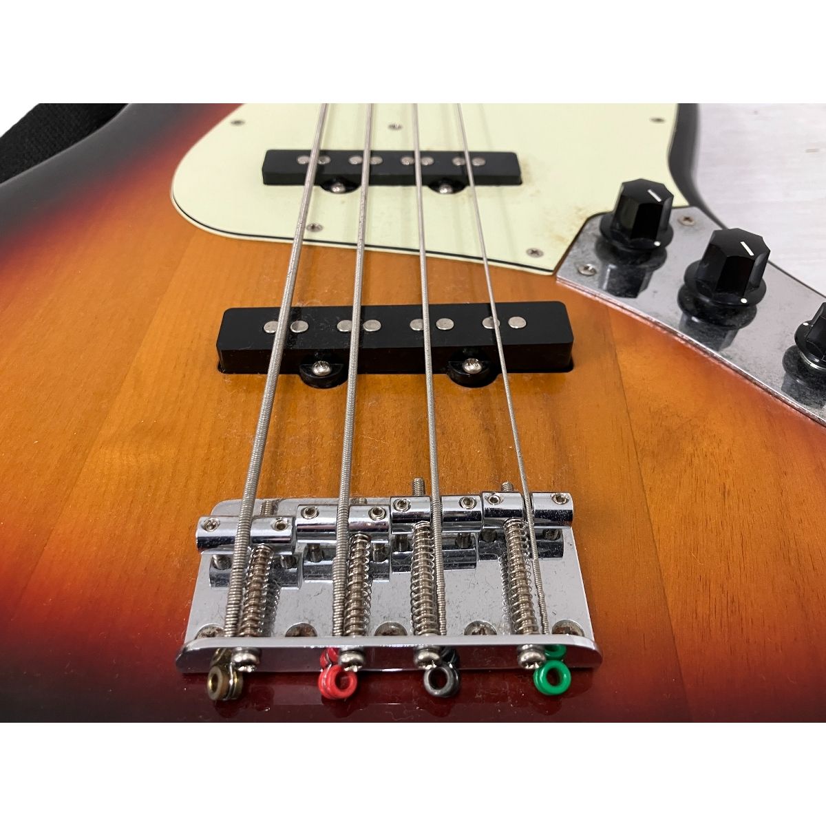 FERNANDES 石ロゴパネル エレキベース サンバースト FERNANDES 石ロゴパネル エレキベース サンバースト