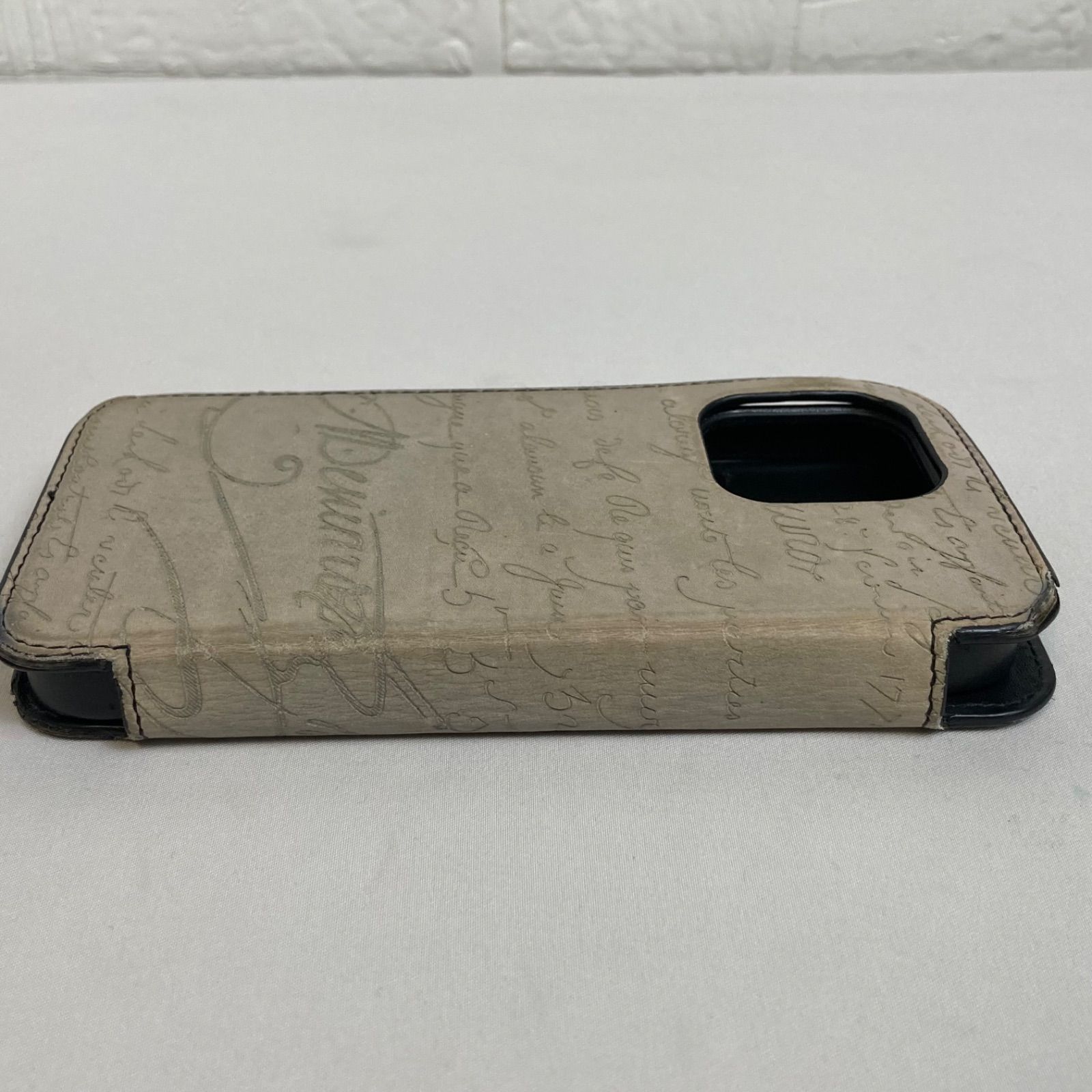 BERLUTI Paris 1895 ベルルッティ iPhone13Pro カリグラフィー 手帳型