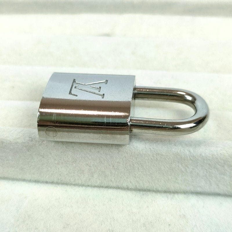 美品 LOUIS VUITTON ルイヴィトン パドロック 南京錠 カデナ 鍵