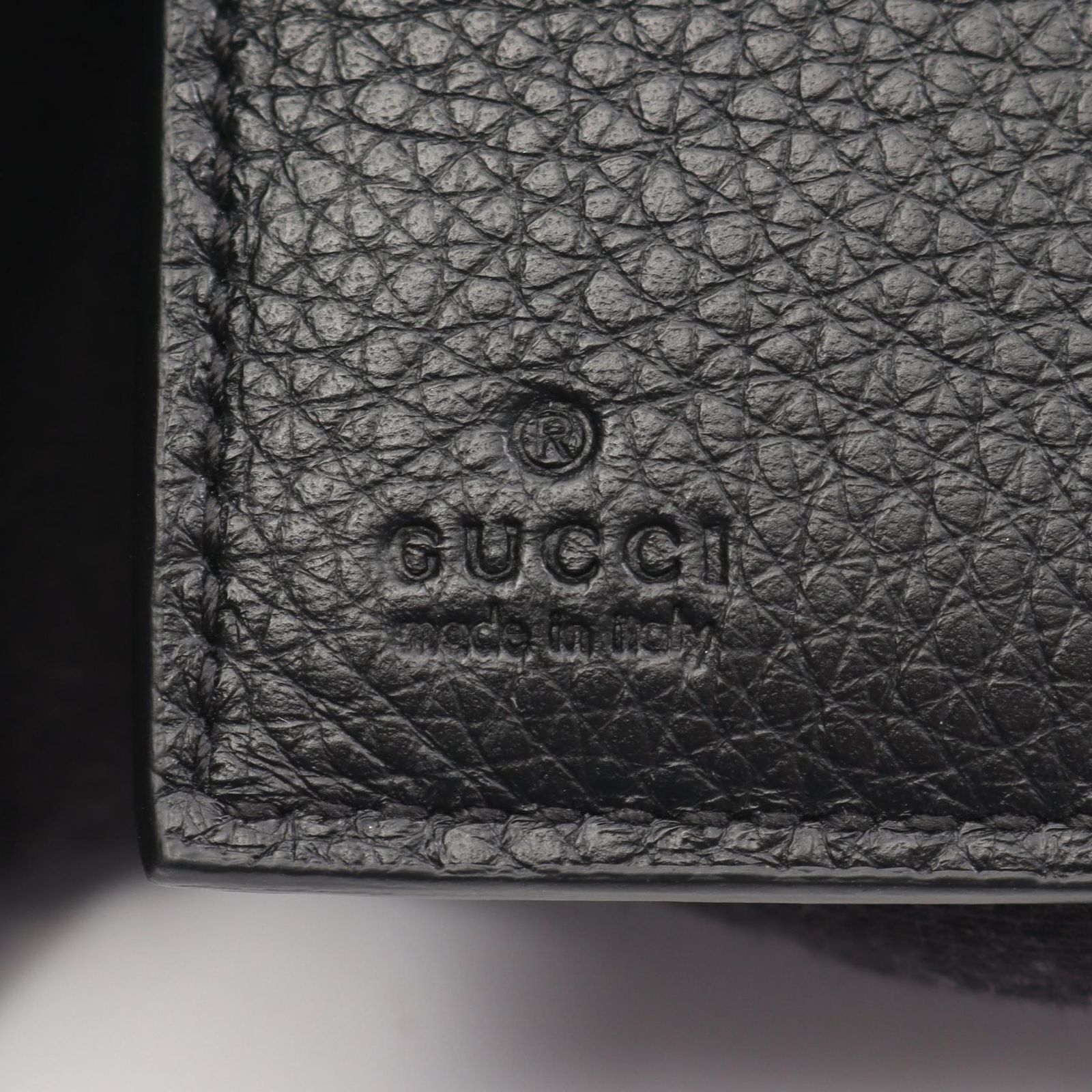 グッチ GUCCI GGエンブレム スモールウォレット 二つ折り財布 財布 レザー レディース ブラック系 815874 【中古】 グッチ GUCCI 二つ折り財布 GGエンブレム スモールウォレット 815874
