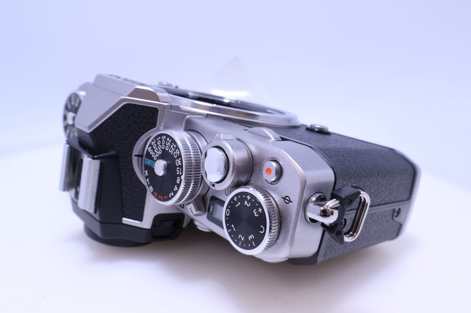 ★美品★ Nikon ニコン Z fc ミラーレス一眼カメラ シルバー ボディ 楽天市場】ニコン Zfc ボディ シルバー NIKON ミラーレス一眼カメラ Wi