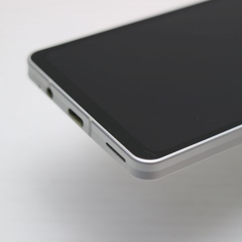 新品同様 SIMフリー AQUOS sense6 4GB 64GB SH-M19 シルバー スマホ 白