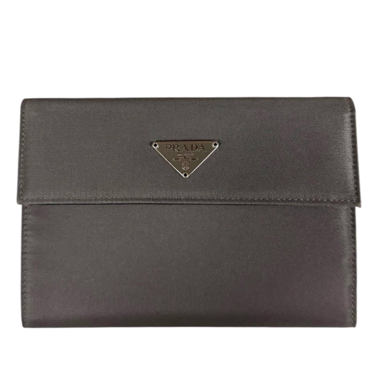プラダ 三つ折り財布 ナイロン ユニセックス PRADA プラダ 【公式通販】