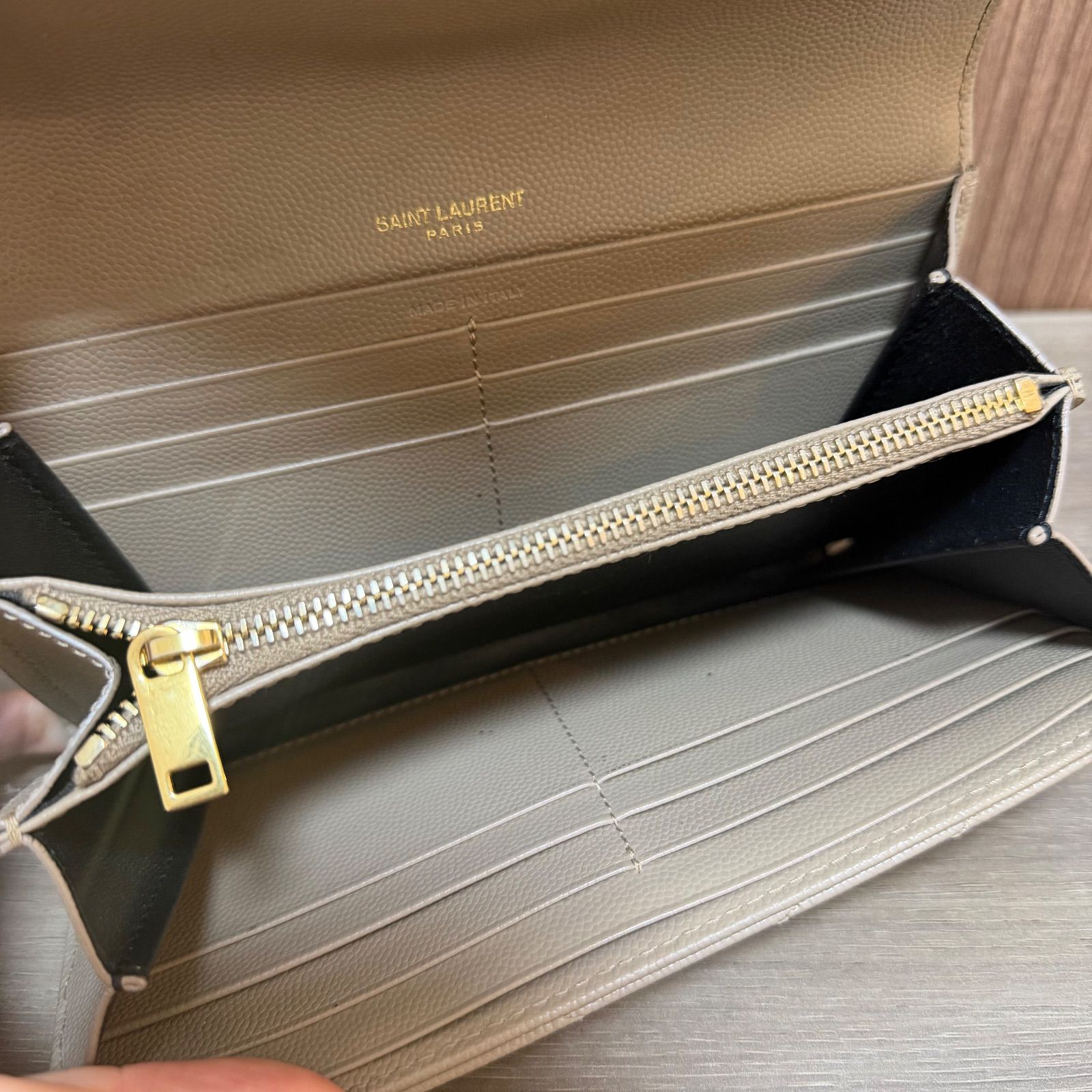 ☆【売り尽くし】SAINT LAURENT サンローラン 長財布 372264 レザー 
