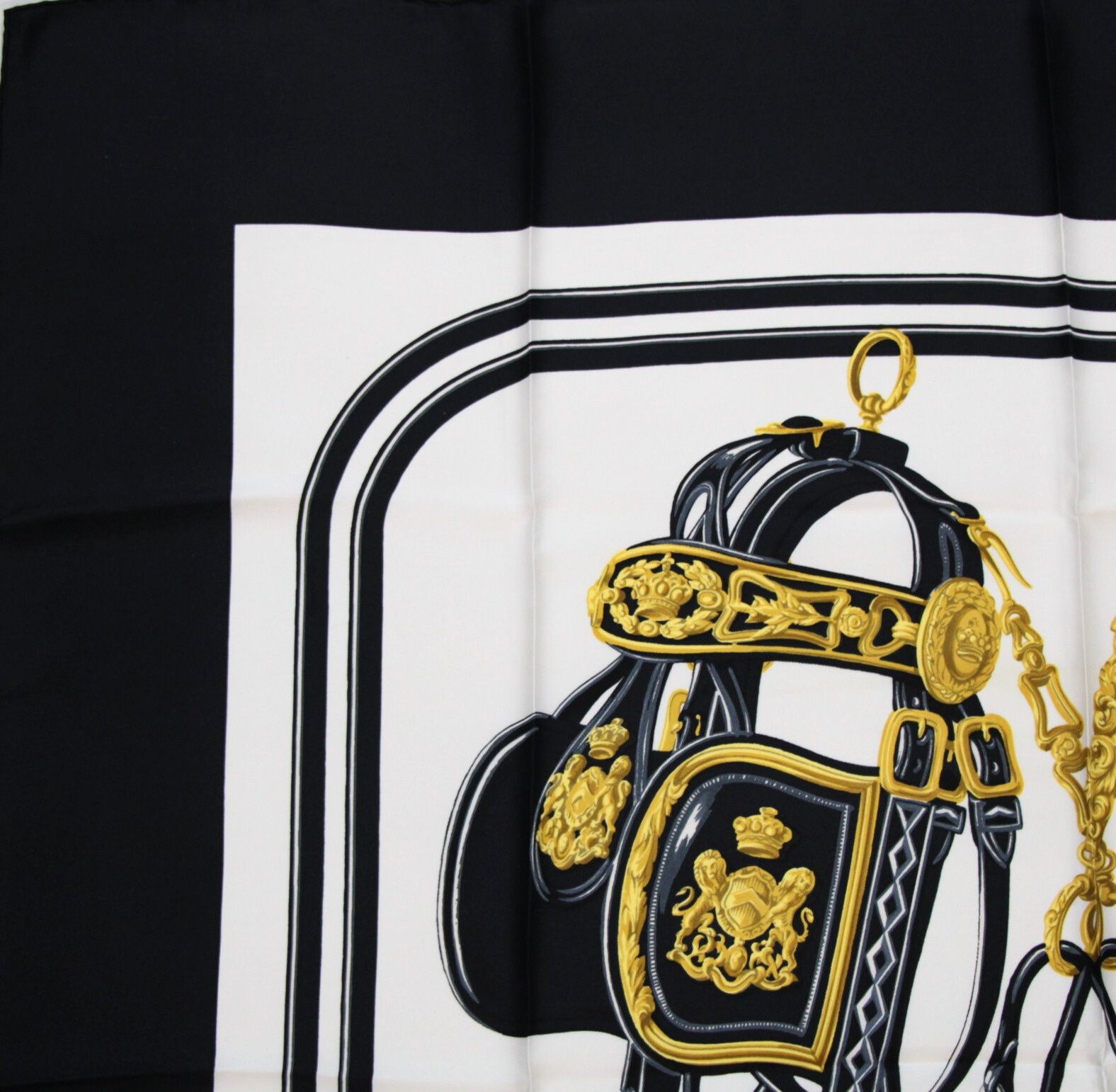 エルメス HERMES カレ90 大判スカーフ BRIDE de GALA 式典用の馬勒