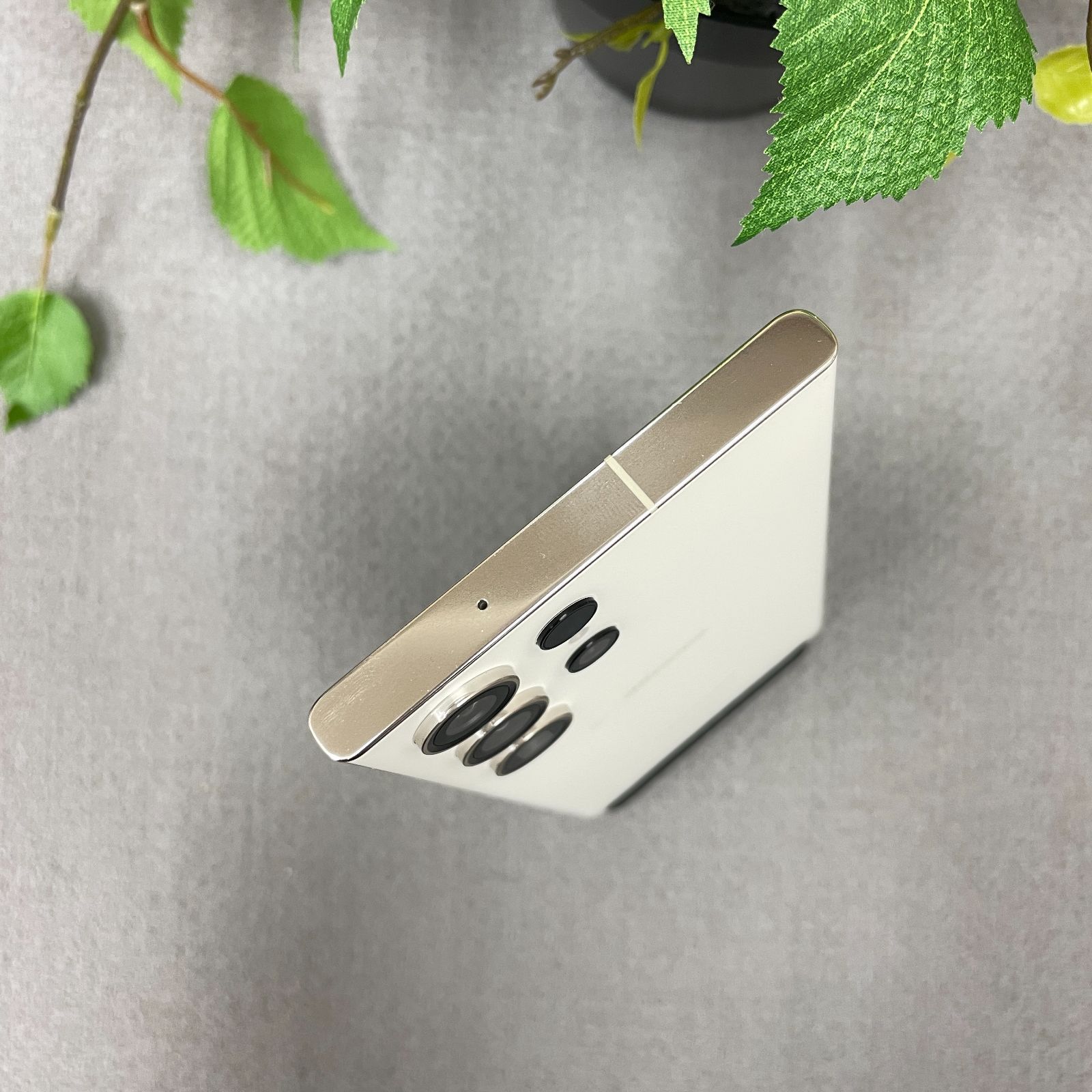 Galaxy S23 Ultra 256GB SIMフリー クリーム 美品 Galaxy S23 Ultra 本体 256GB SIMフリー SM-S918N クリーム Bランク