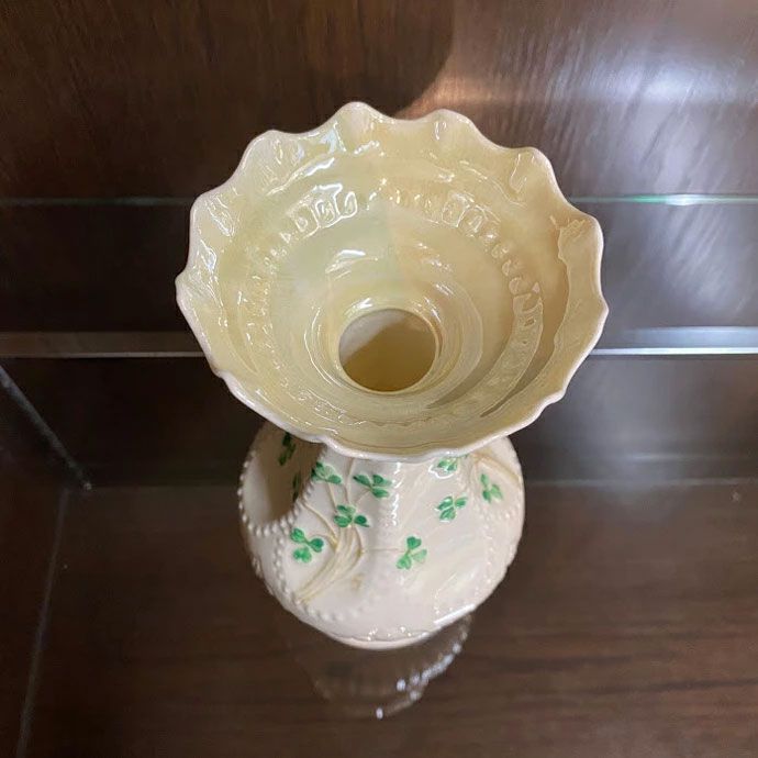 アンティーク 雑貨 花瓶 フラワーベース シャムロック Belleek