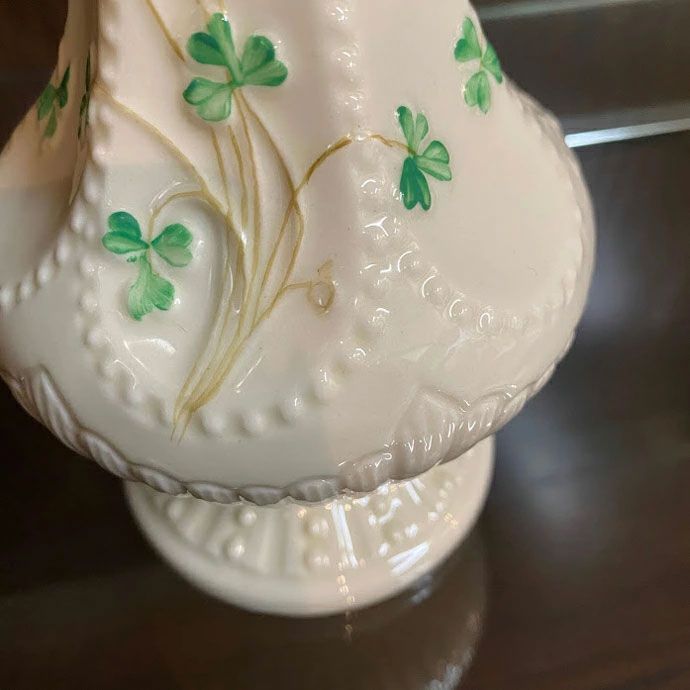 belleek ベリークフラワーベース 花瓶② belleek ベリークフラワーベース 花瓶② - メルカリ