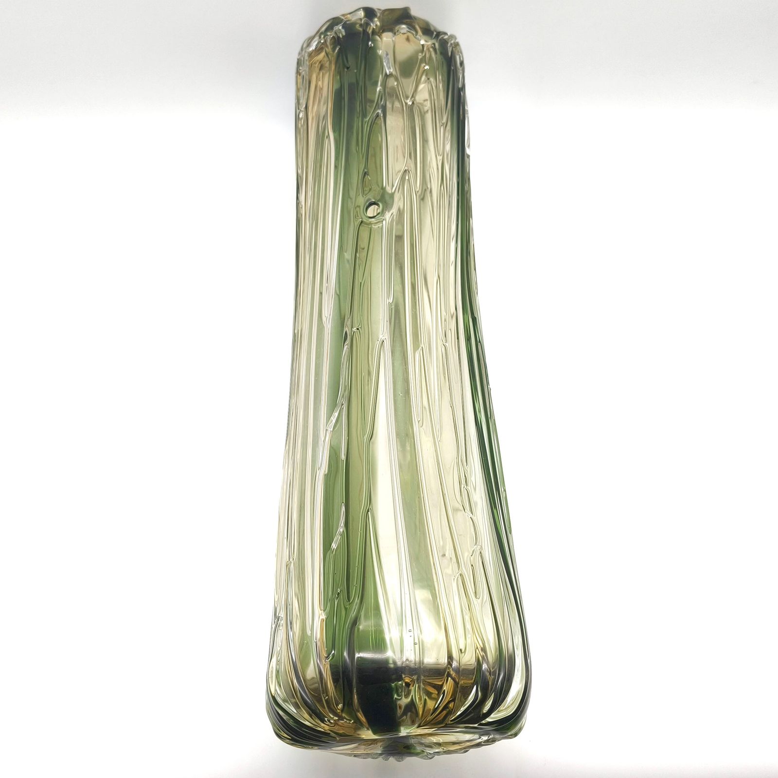 津軽びいどろ・大川薫作・ガラス・花器・オブジェ・フラワーベース