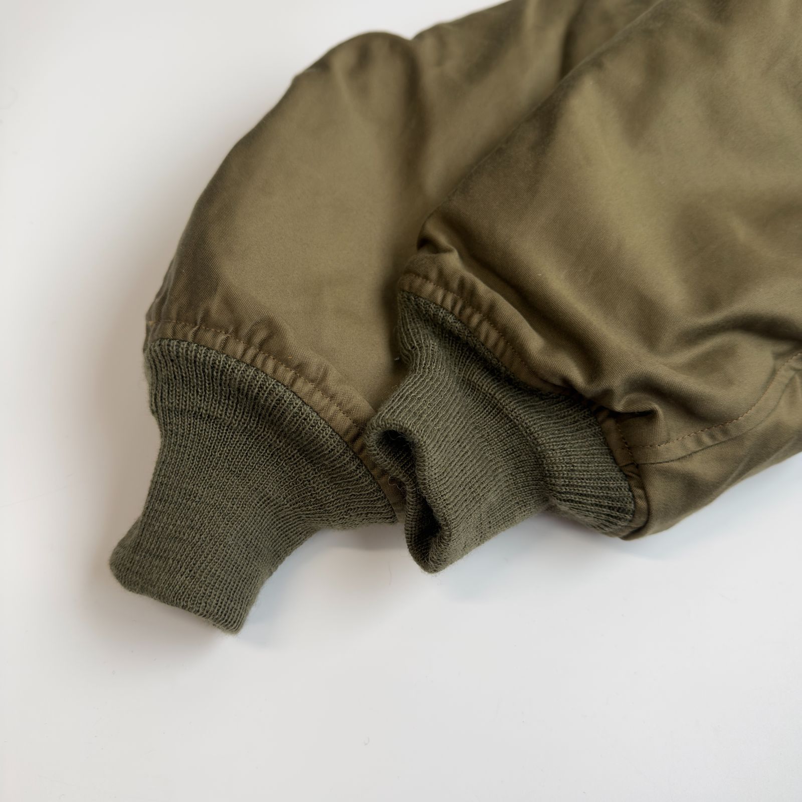 BUZZ RICKSON'S (バズリクソンズ) B-15 フライトジャケット ミリタリー