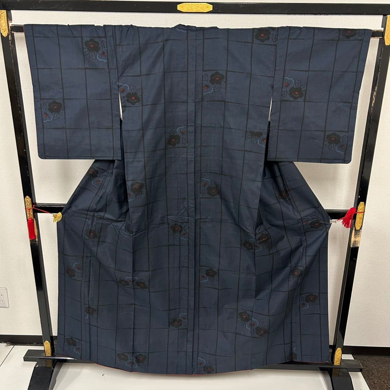 さ*ん様 着物 本場大島紬 正絹 120亀甲 泥染め U-8294 さ*ん様 着物 本場大島紬 正絹 120亀甲 泥染め U-8294 さ*ん様 着物