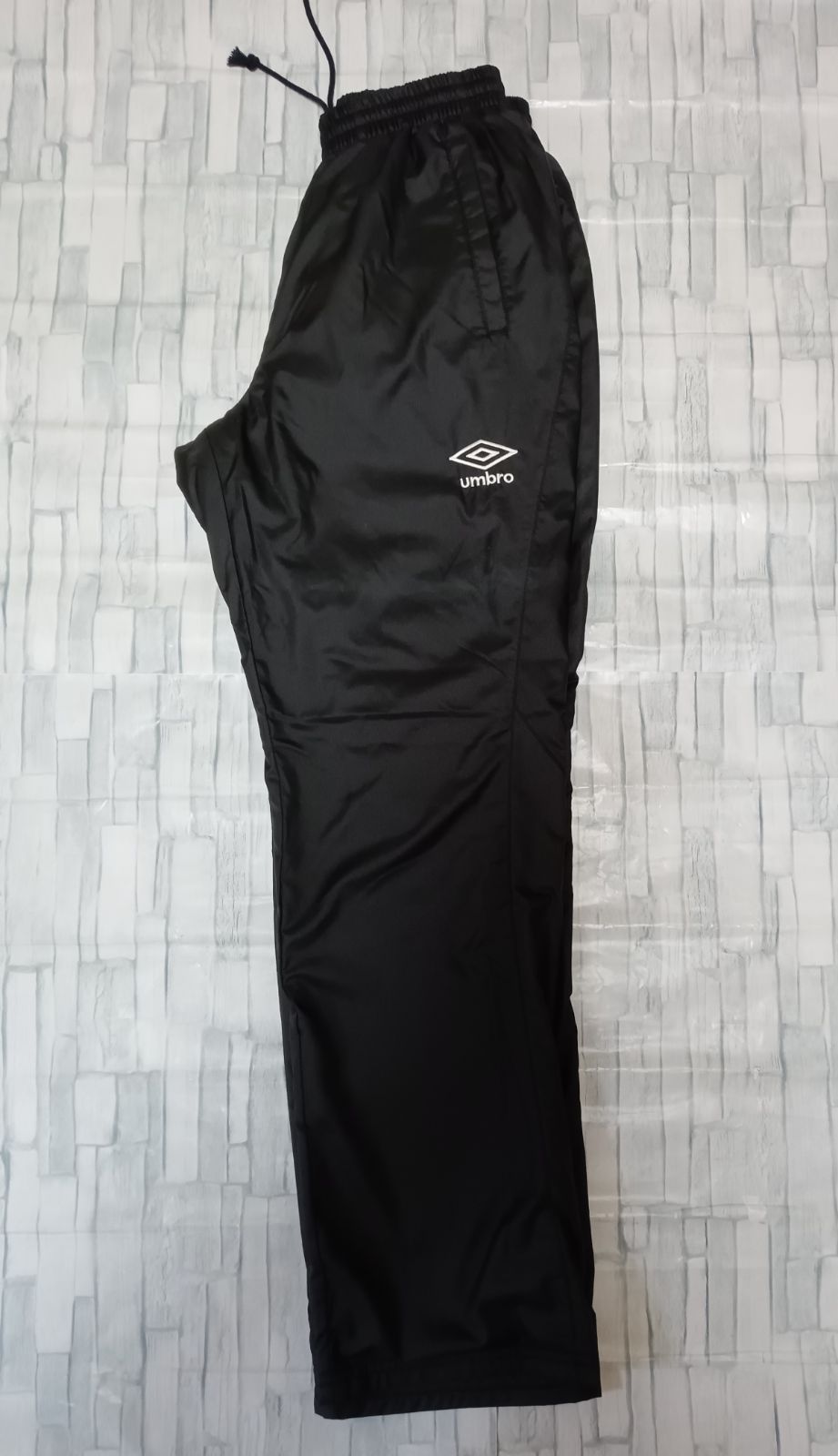 美品UMBROアンブロDESCENTEナイロンジャケットパンツ上下セットアップ