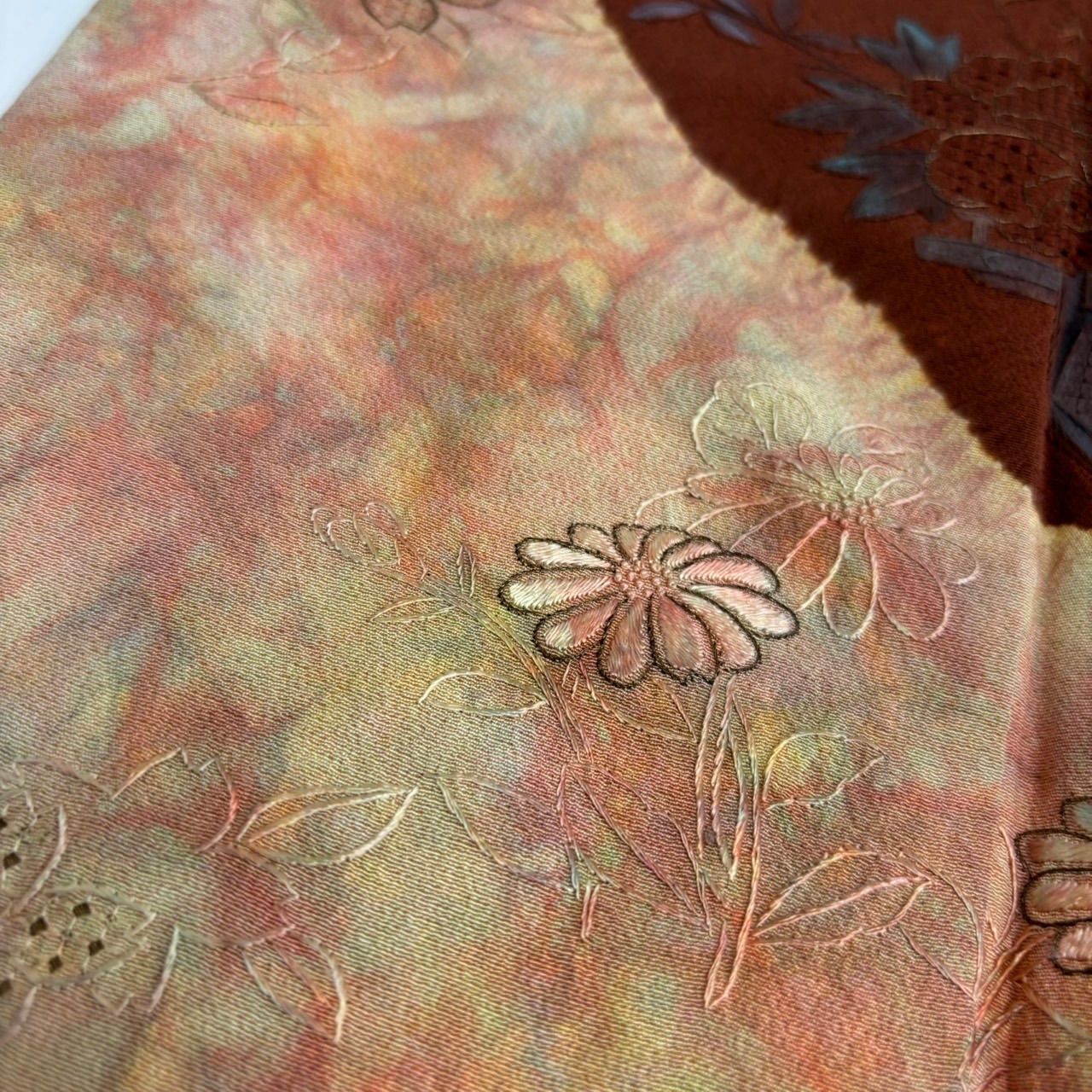 新品 正絹 訪問着 中国刺繍 刺繍 蘇州 相良 汕頭 悠斗刺繍 螺鈿 未仕立品 付下げ 中国三大刺繍 汕頭刺繍 相良刺繍 蘇州刺繍 裄65 紋無し 縮緬