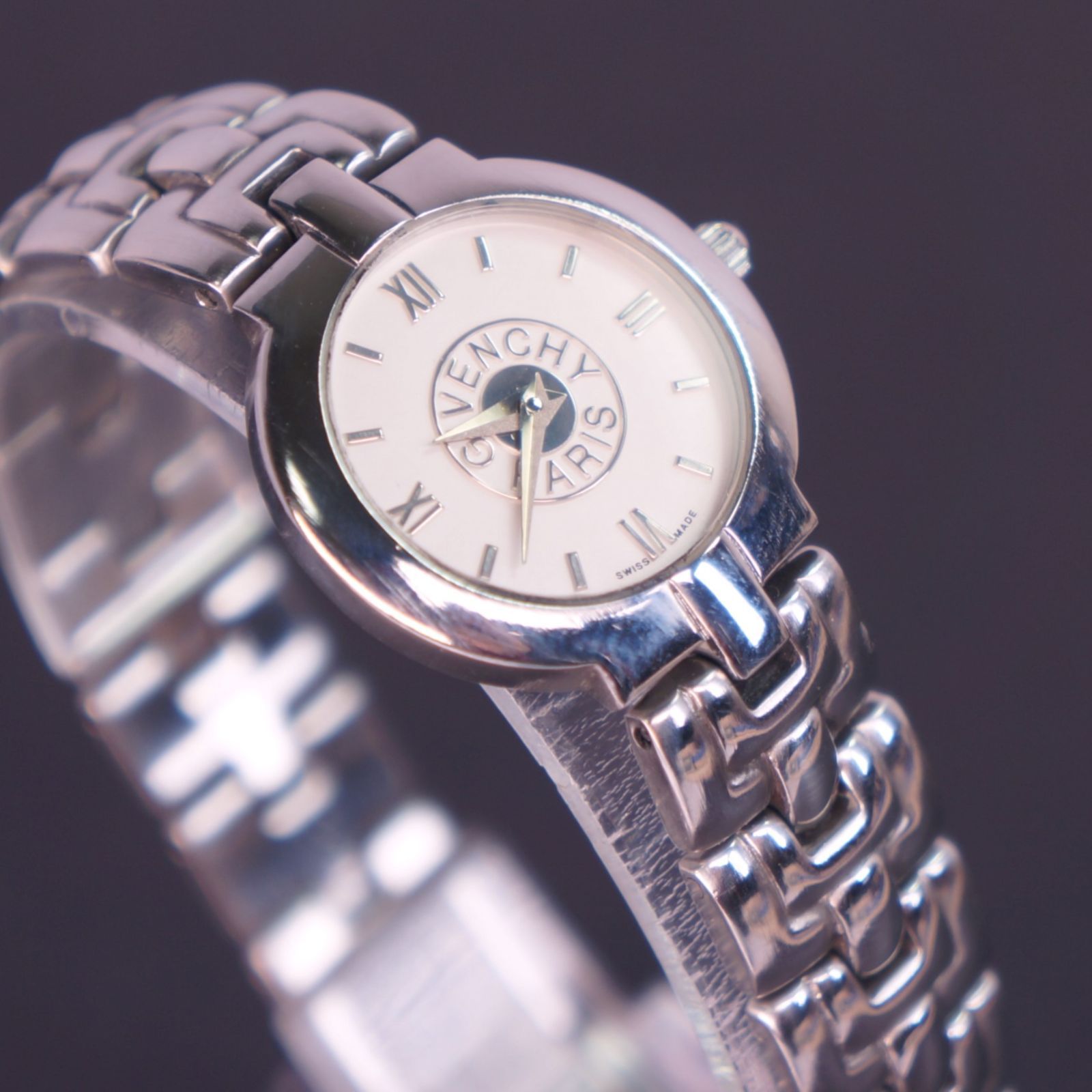 稼働品】GIVENCHY レディース腕時計 電池交換済 - メルカリ