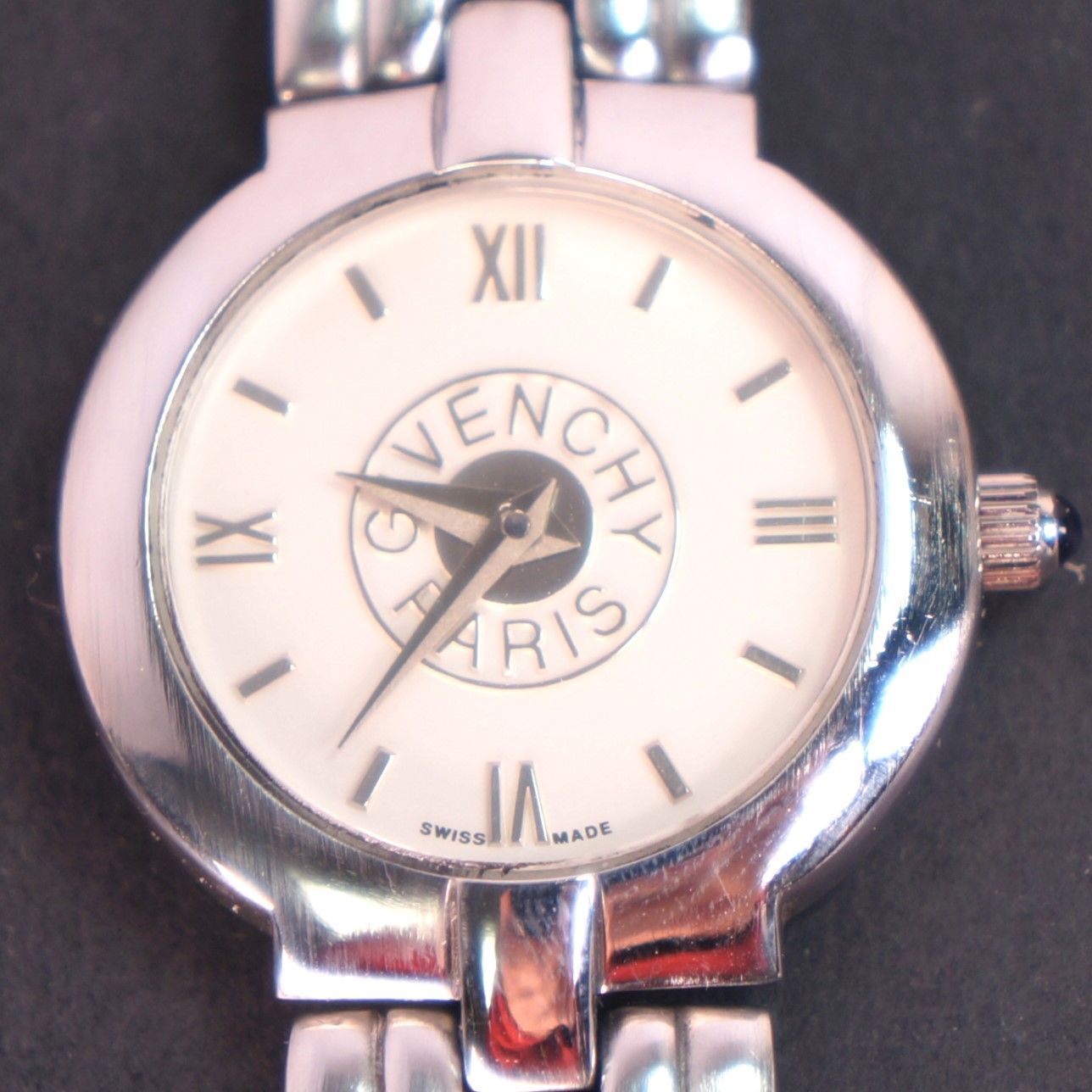 稼働品】GIVENCHY レディース腕時計 電池交換済 - メルカリ