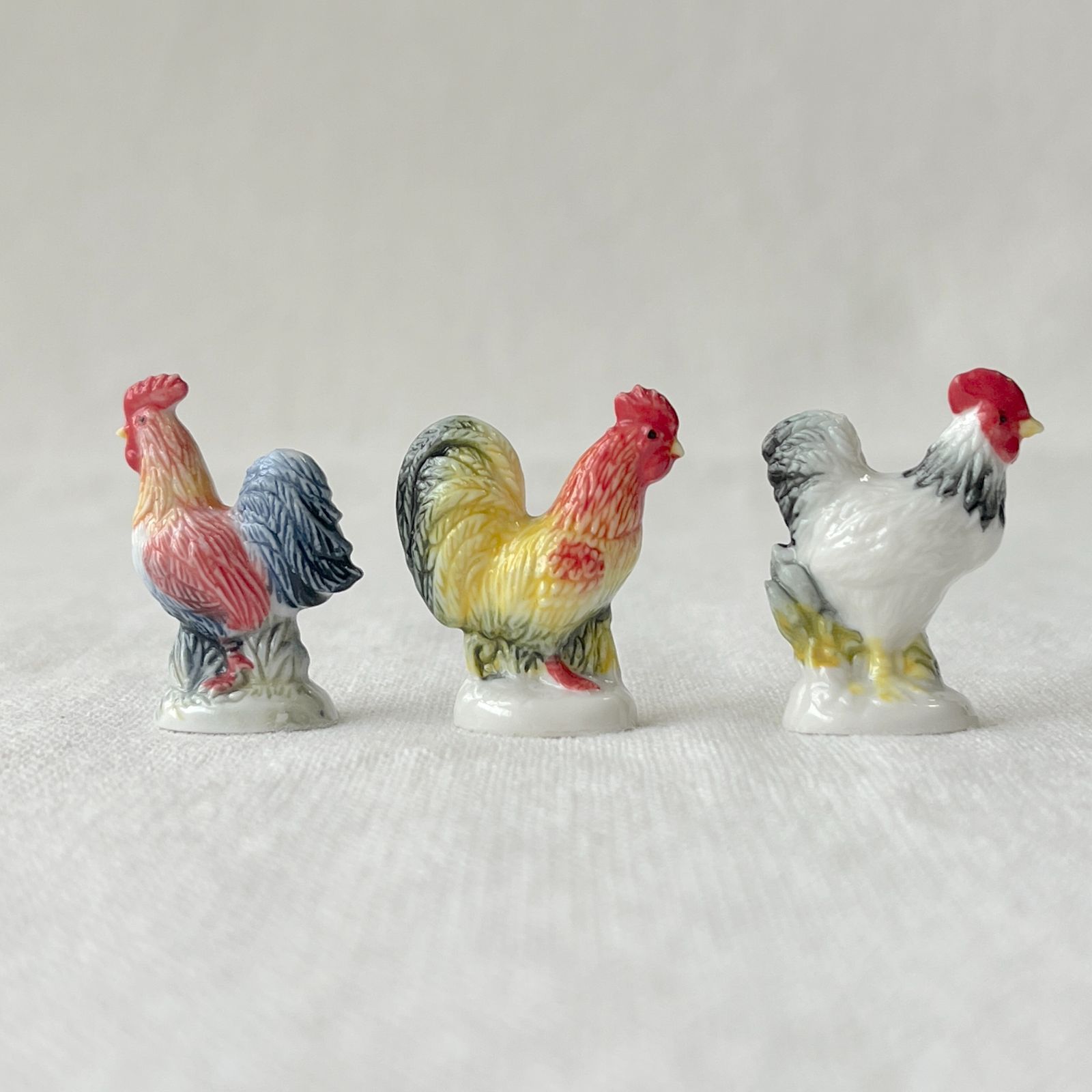 La SPA めんどりのフェーヴ　　フランス雑貨　ミニチュア　陶器 La SPA めんどりのフェーヴ フランス雑貨 ミニチュア 陶器 La SPA めん