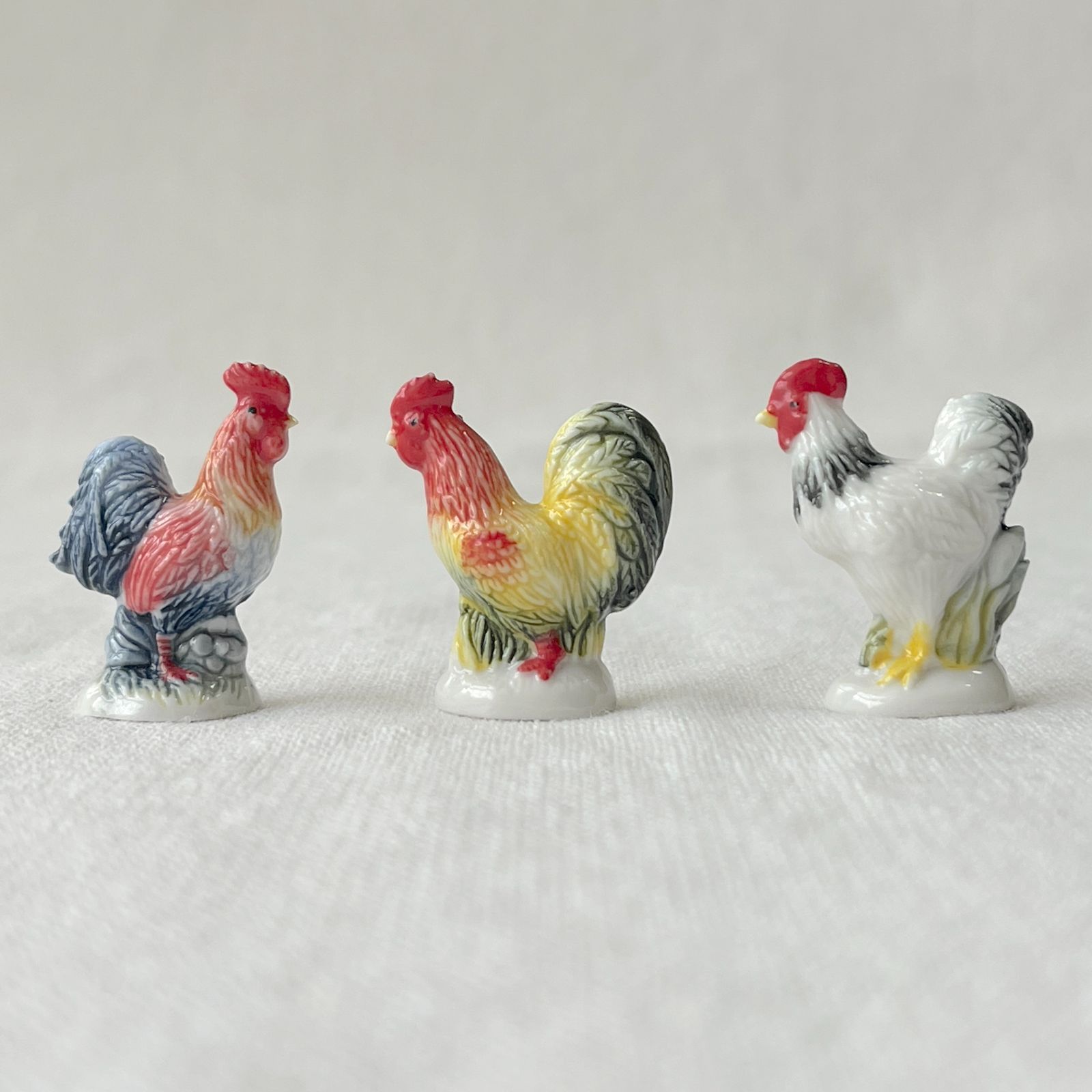 フェーヴ にわとり 6個 フランス フェーブ ミニチュア陶器 - メルカリ