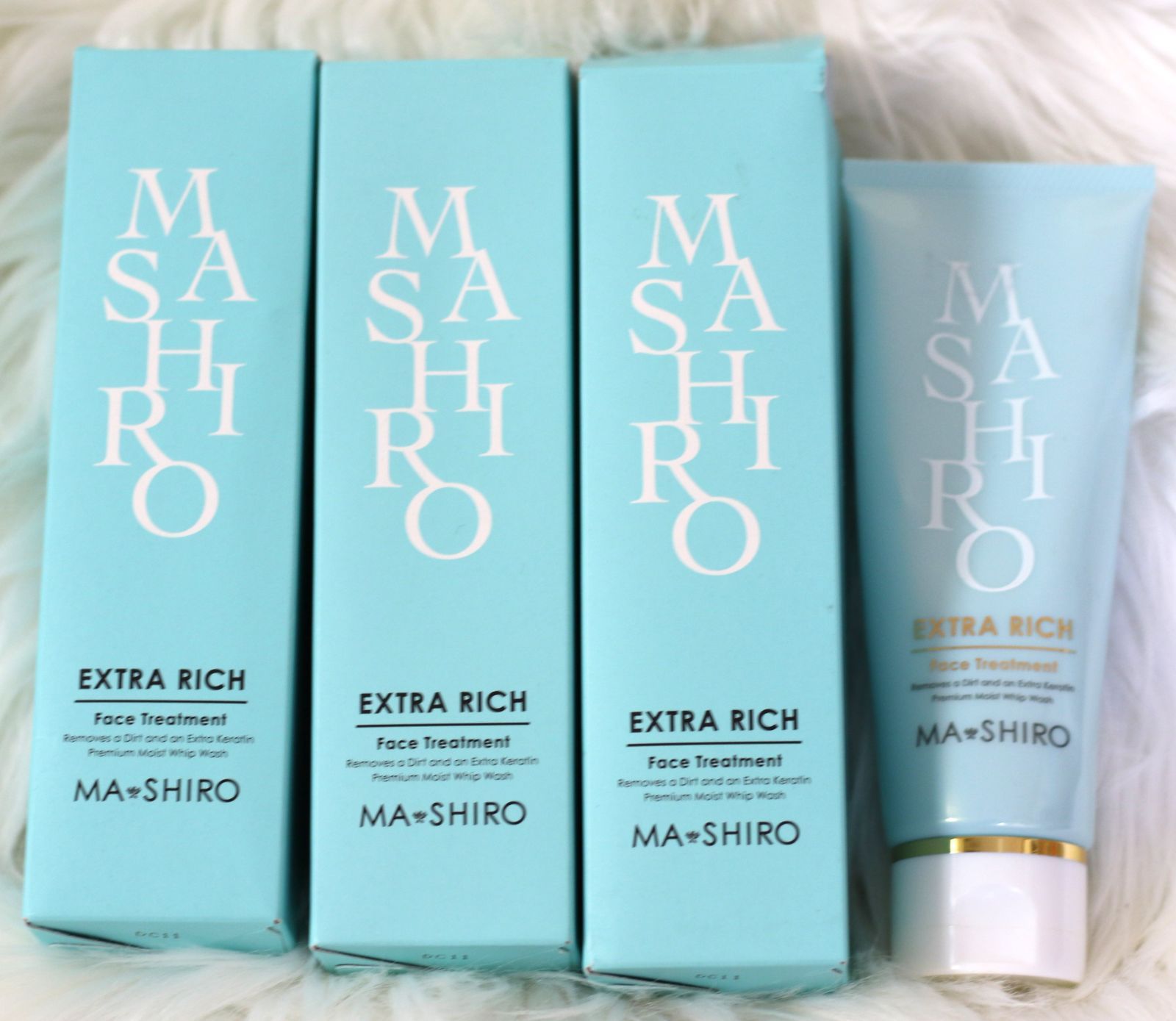 マ・シロ エクストラリッチフェイストリートメント内容量100g中（約9割