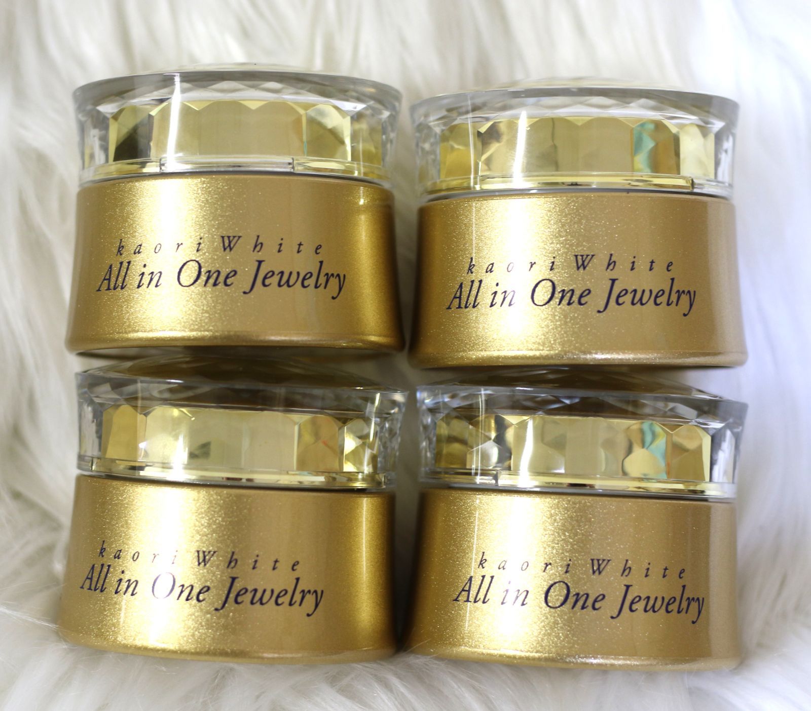 チェンジカオリホワイト オールインワンジュエリー美容液クリーム内容