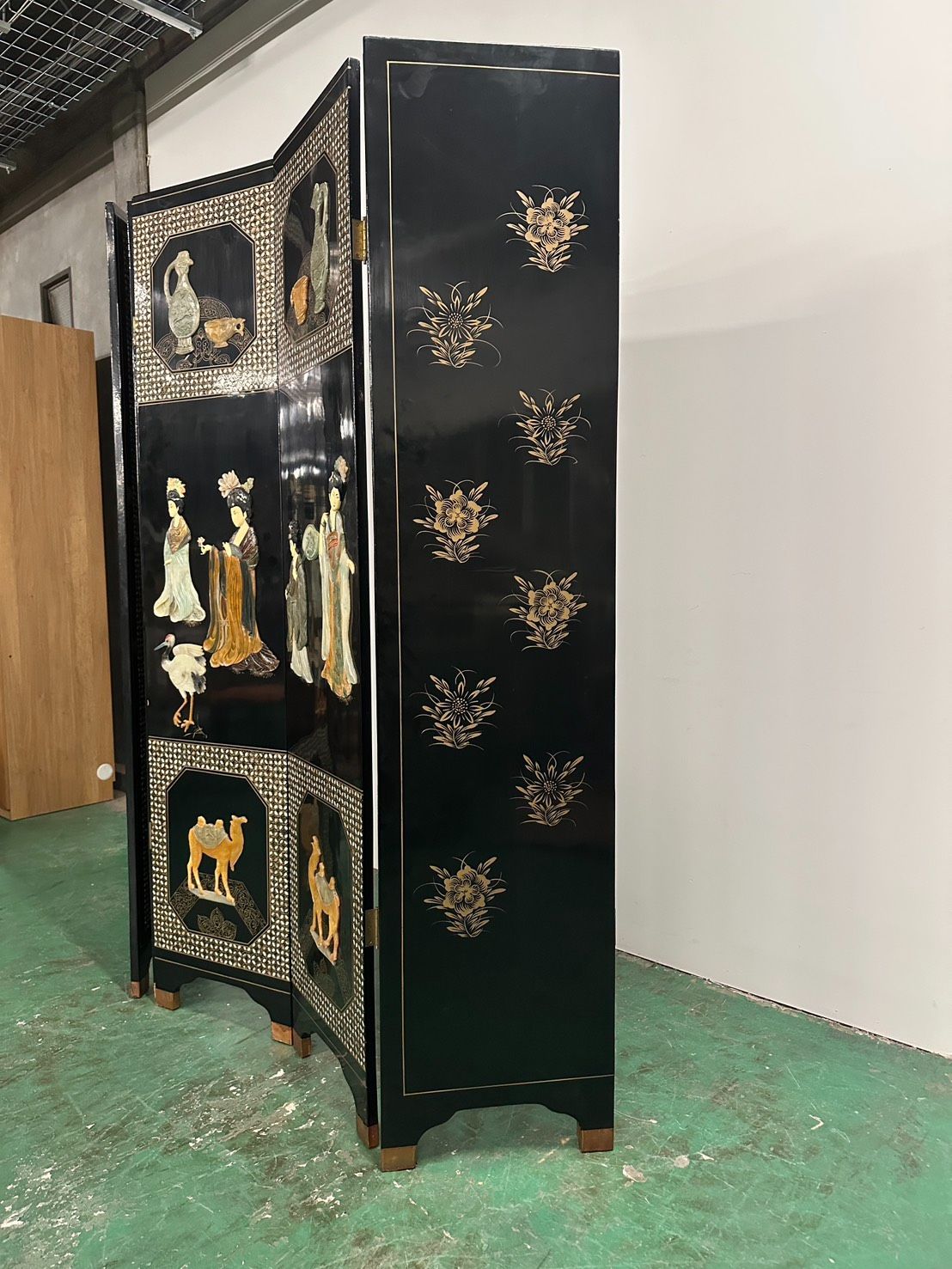中国 屏風 玉石 螺鈿細工 漆塗り 衝立 屏風 6連パーテ ーション - メルカリ