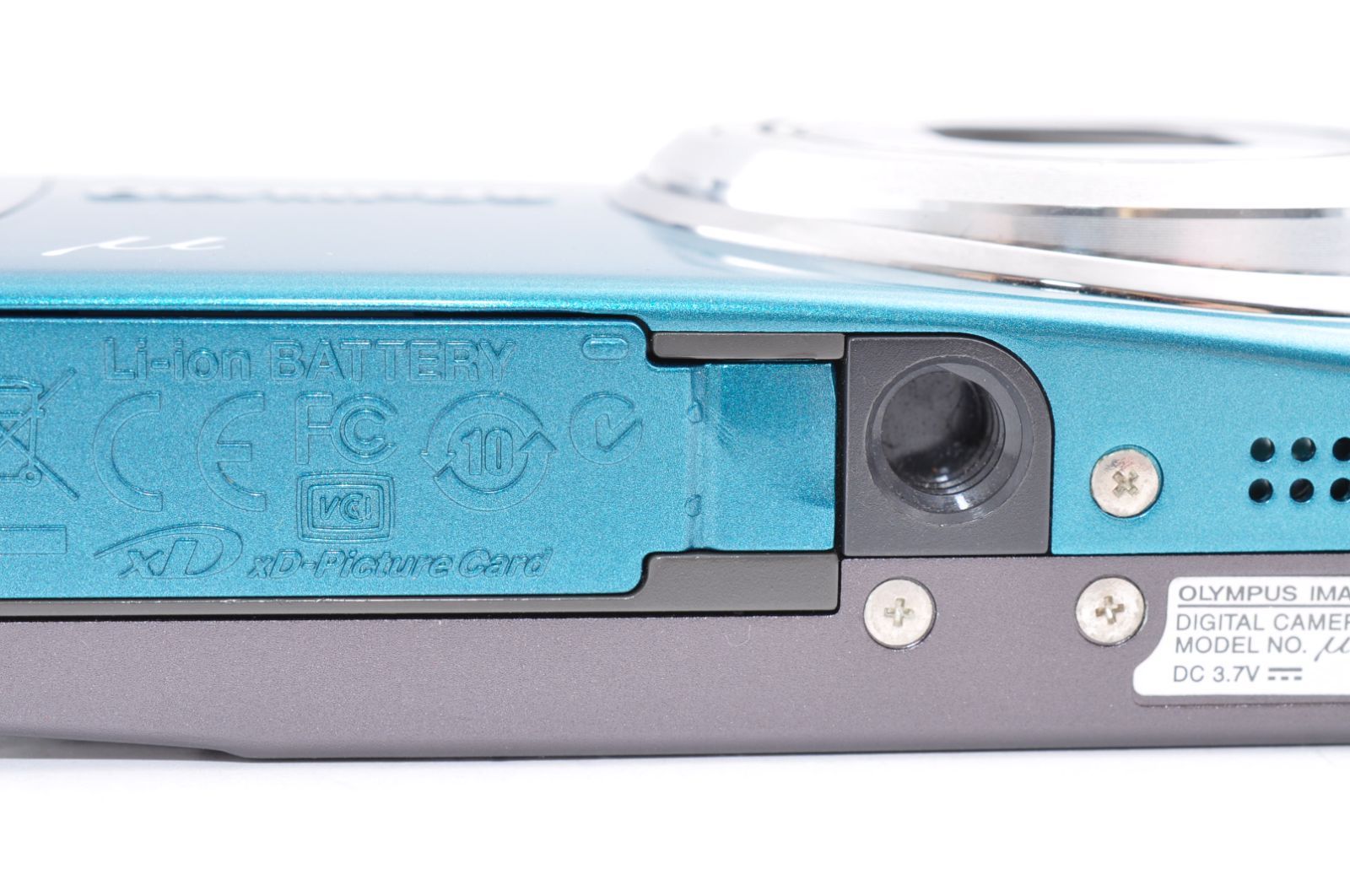 【周辺機器付き】OLYMPUS μ1060 レトロコンデジ エメラルドグリーン Amazon | OLYMPUS デジタルカメラ μ1060 (ミュー) エメラルドグリーン