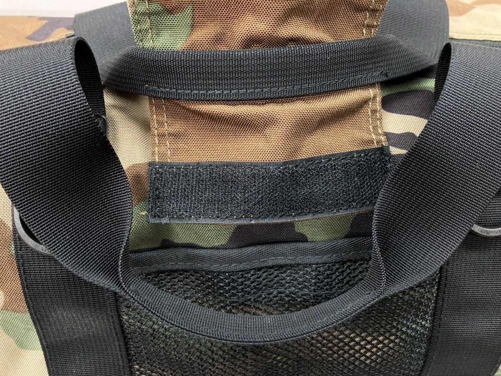 美品 Supreme シュプリーム 14SS カモフラージュ ボストンバッグ 美品 Supreme シュプリーム 14SS カモフラージュ ボストンバッグ