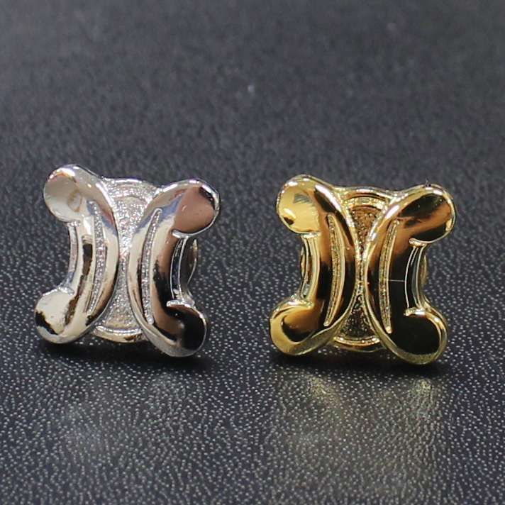 美品　セリーヌ ピンバッチ ブローチ セリーヌ ピンブローチ ピンバッジ 2個セット ゴールド シルバー