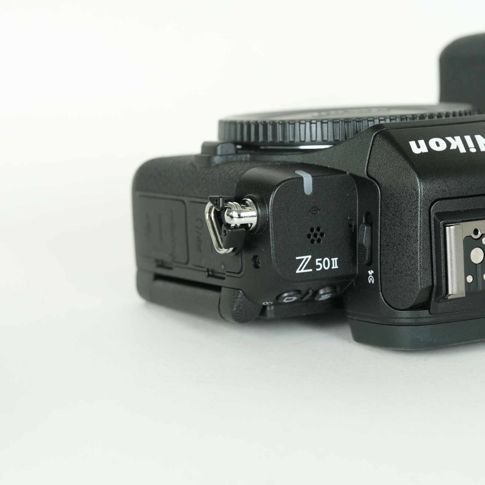 Nikon Z50II ボディ 美品 シャッター1054回 Nikon Z50II ボディ 美品 シャッター1054回 Nikon Z50II ボディ 美品