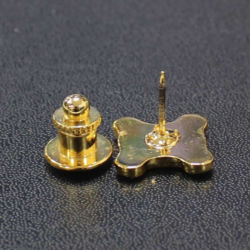 CELINE セリーヌ ピンブローチ ピンバッジ セリーヌ ピンブローチ ピンバッジ 2個セット ゴールド シルバー