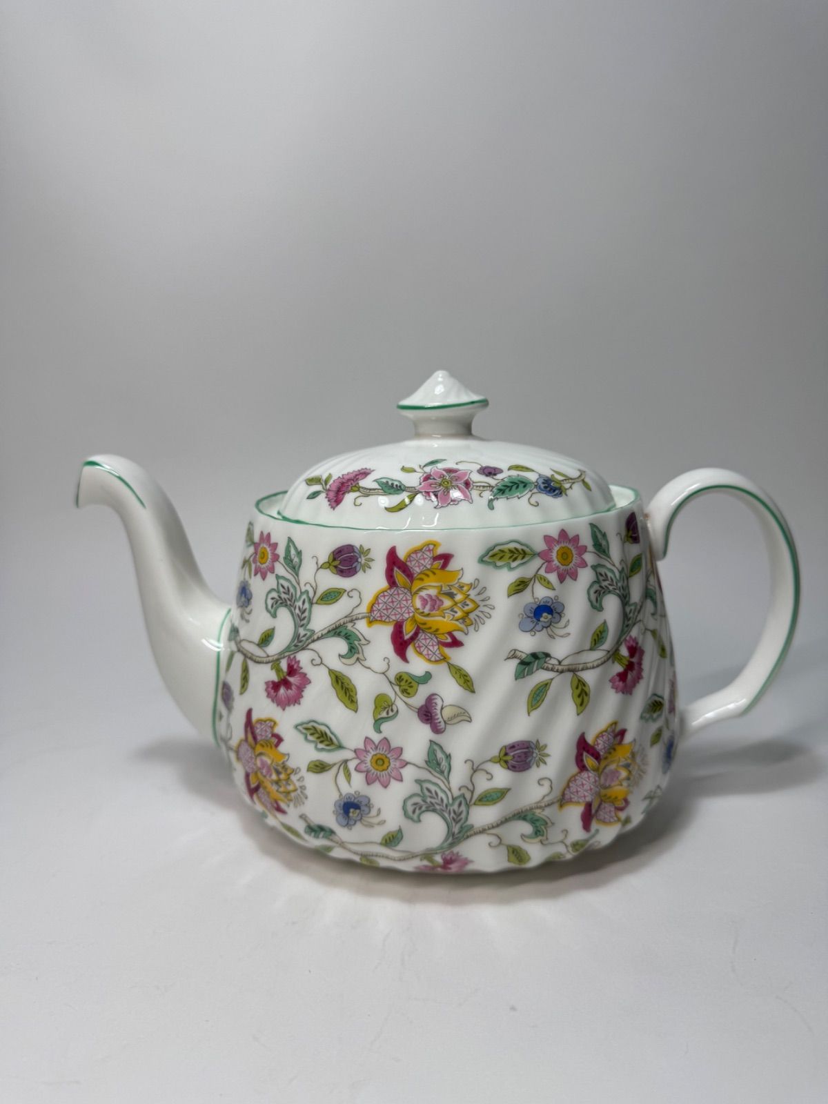 ☆ MINTON ミントンHADDON HALLハドンホールお一人様向8点セット MINTON ミントン 「ハドンホール(Haddon Hall)」カップ&ソーサー