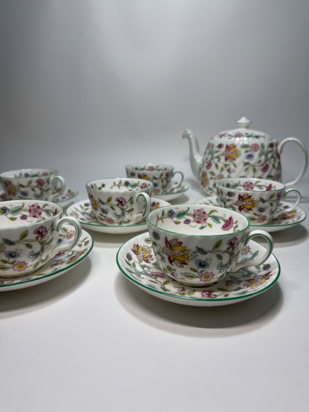 ミントン　ハドンホールシリーズ　ティーポット　カップ＆ソーサー他　15点セット MINTON ミントン 「ハドンホール(Haddon Hall)」カップ&ソーサー