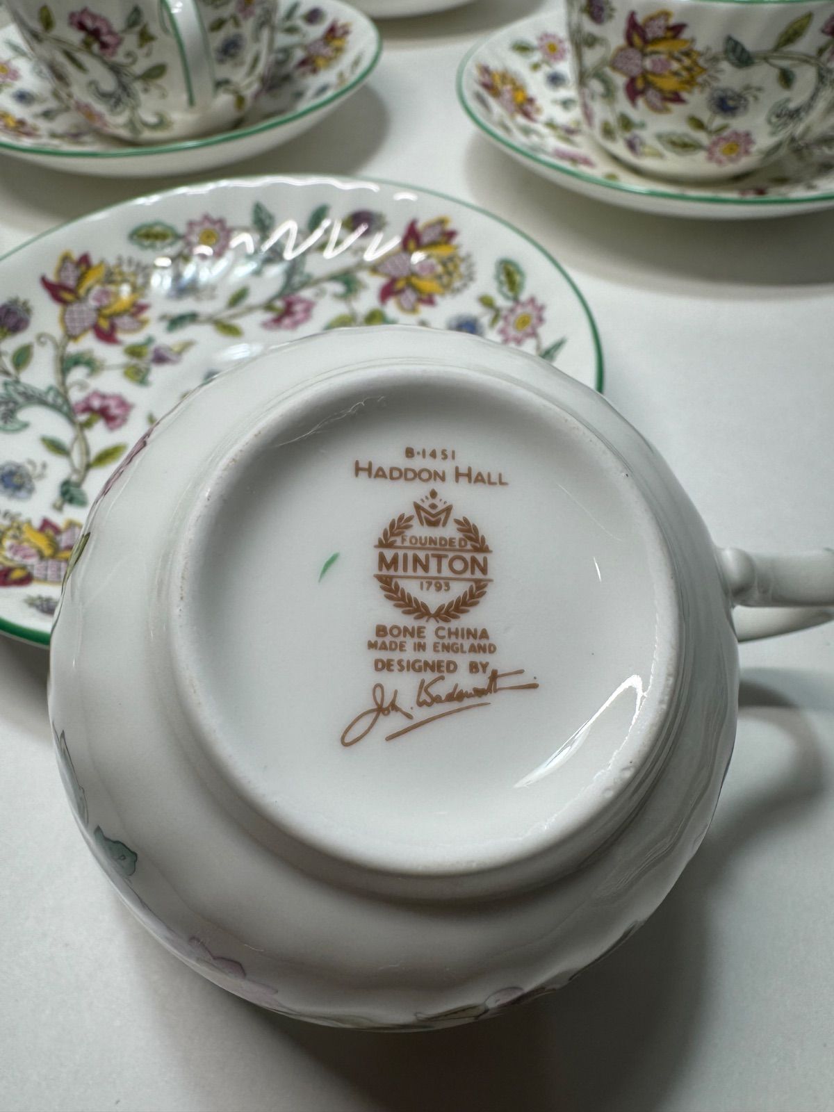 ☆ MINTON ミントンHADDON HALLハドンホールお一人様向8点セット MINTON ミントン 「ハドンホール(Haddon Hall)」 カップ&ソーサー