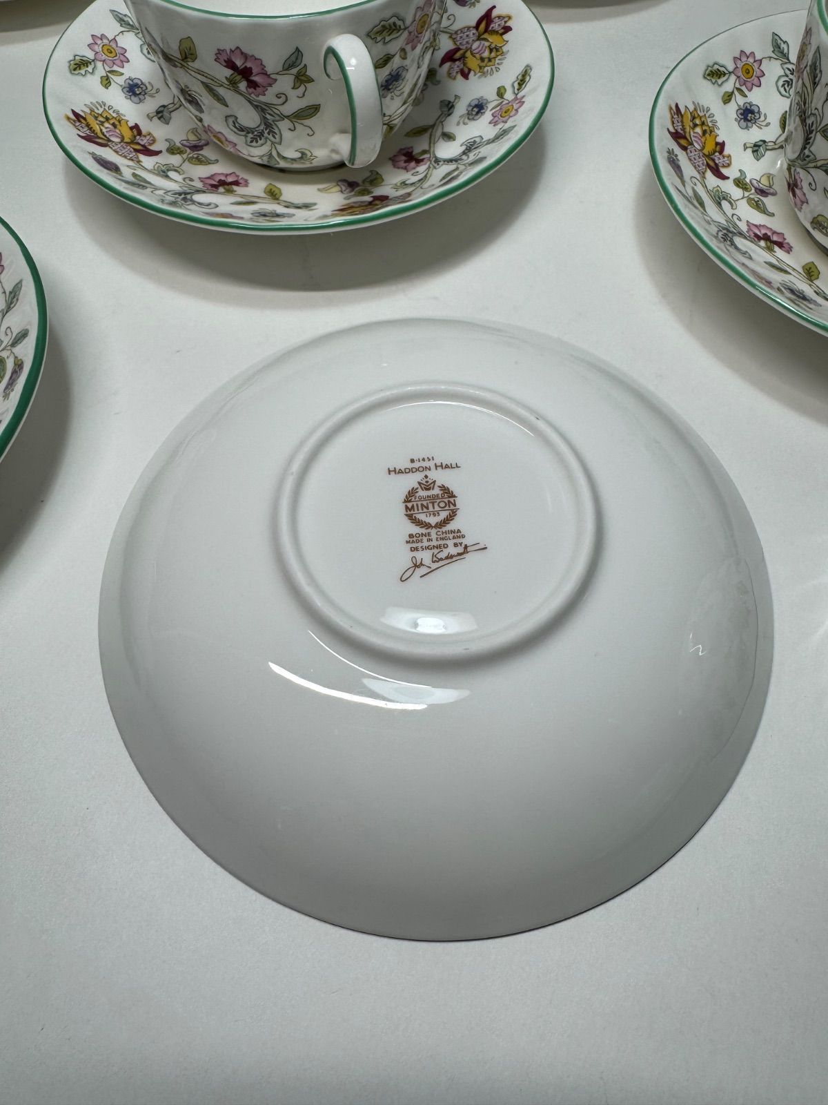 ☆ MINTON ミントンHADDON HALLハドンホールお一人様向8点セット MINTON ミントン 「ハドンホール(Haddon Hall)」カップ&ソーサー