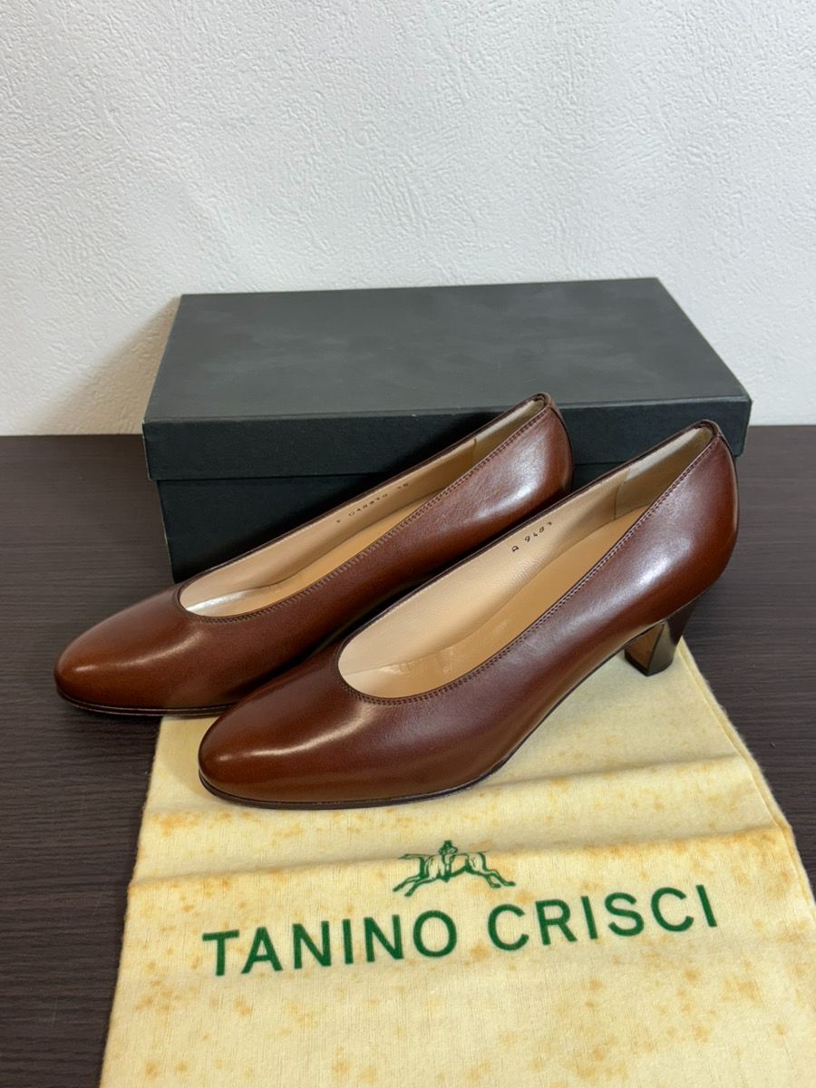 12569-018☆ タニノクリスチー/TANINOCRISCI/レザーパンプス/靴