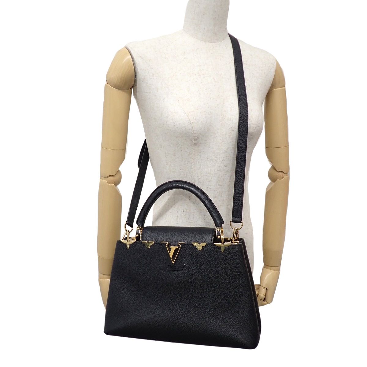 LOUIS VUITTON(ルイ・ヴィトン) カプシーヌ MM ハンドバッグ 2way ショルダー トリヨンレザー ブラック黒 ゴールド金具 M54663 レディース 40802170109【中古】【アラモード】 LOUIS VUITTON(ルイ・ヴィトン) カプシーヌ MM ハンドバッグ 2way
