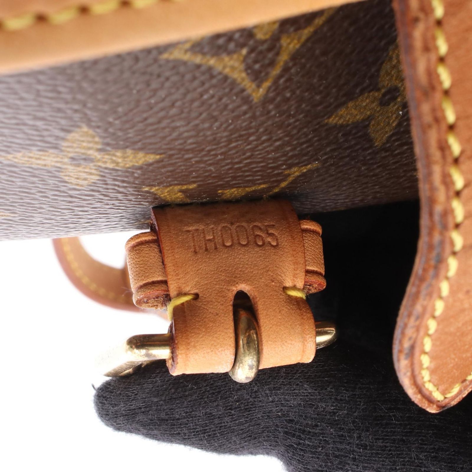 ルイ・ヴィトン LOUIS VUITTON ショルダーバッグ ソローニュ M42250