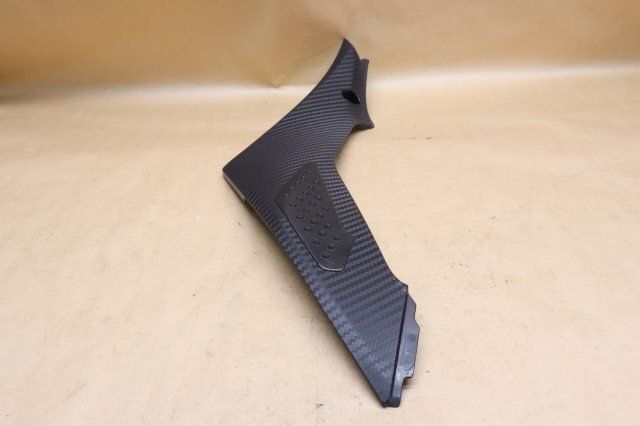 スズキ GSX-R1000 K7 GT77A サイドカバー右 S221-28 - メルカリ