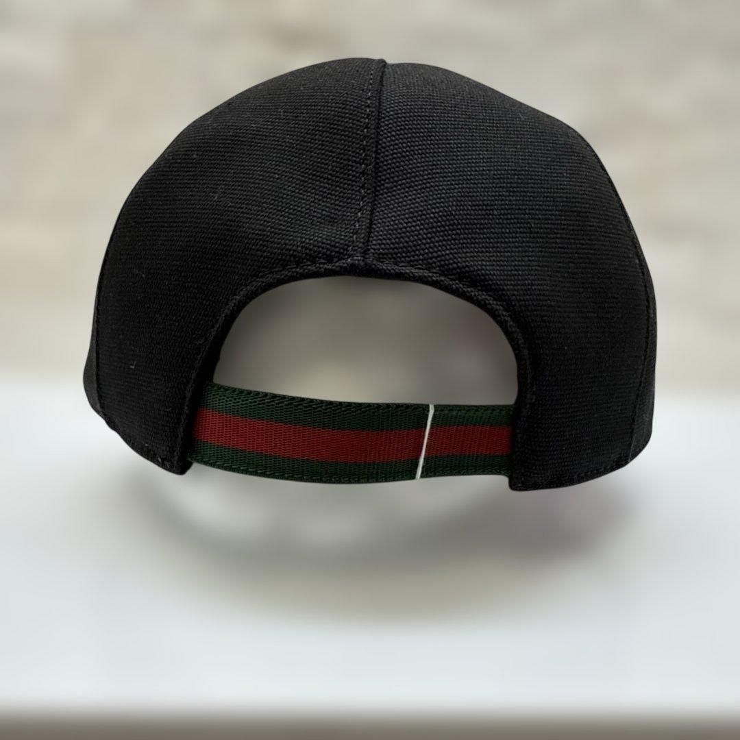 グッチ ブラック キャップ ストライプ付き　GUCCI S00151 GUCCI グッチ ブラック 黒色 キャップ グッチストライプ付き
