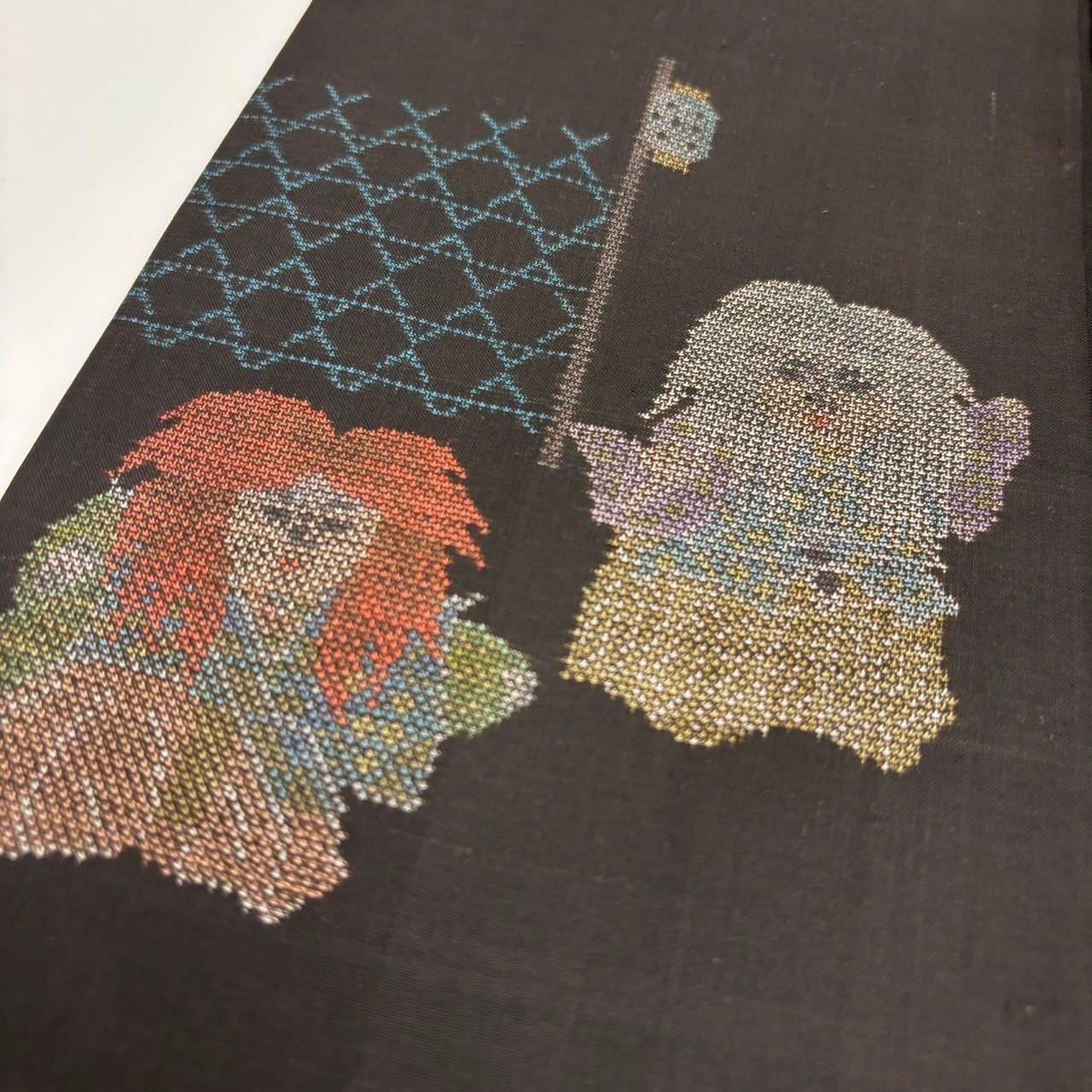 Shimoji様 本場大島紬 地空き 裄67 カタス式 素敵な絣柄AK-5262 Shimoji様 本場大島紬 地空き 裄67 カタス式 素敵な絣柄AK-5262 - メルカリ