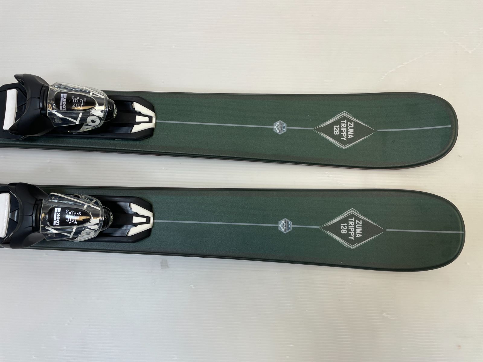 スキーセット ZUMA 22-23 TRIPPY LOOK XPRESS 10 GW 金具付き メンテ済